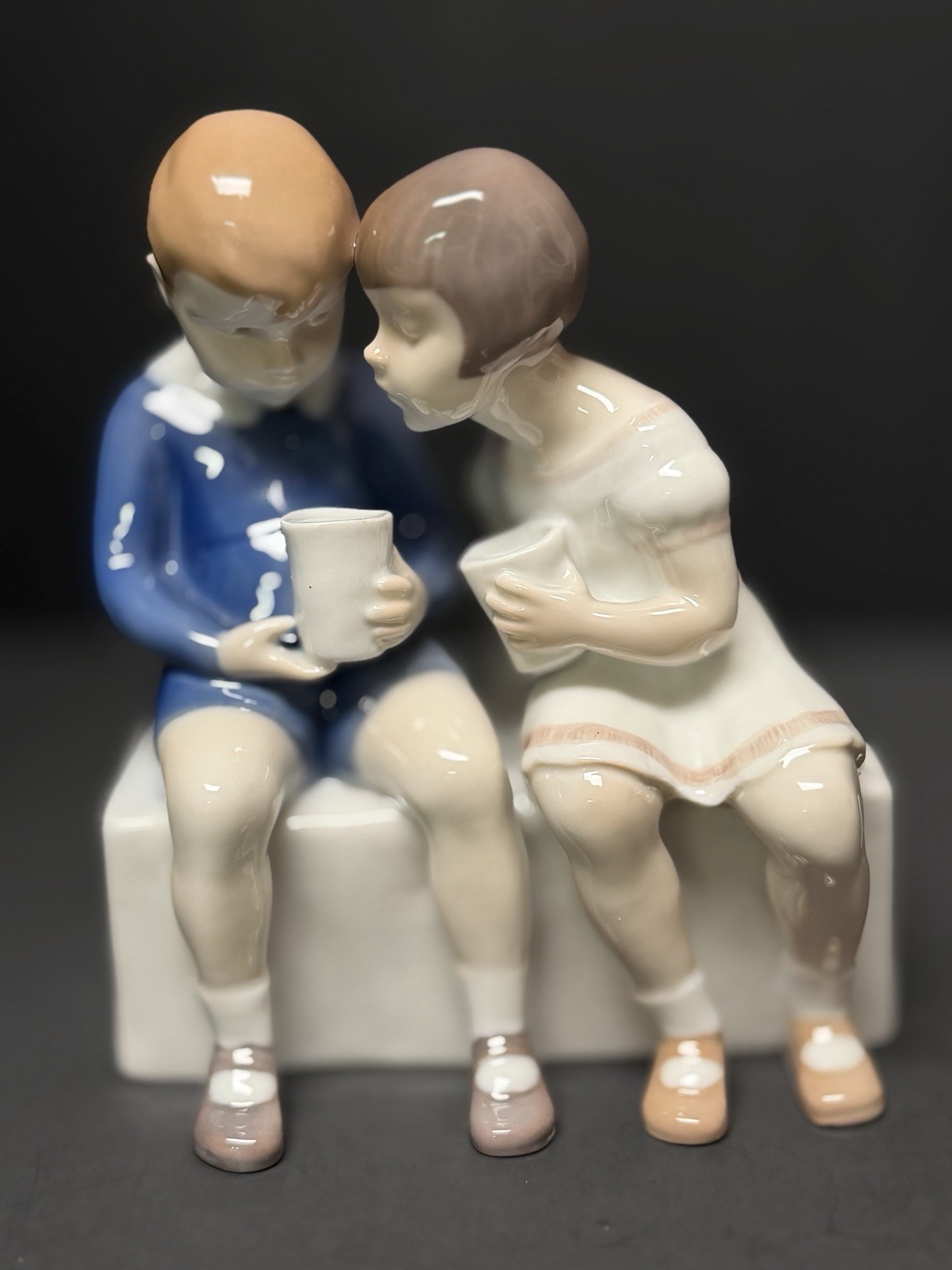 Vintage B & G Ceramic Unfair Treatment Boy & Girl Cup Bench #2175 EUC