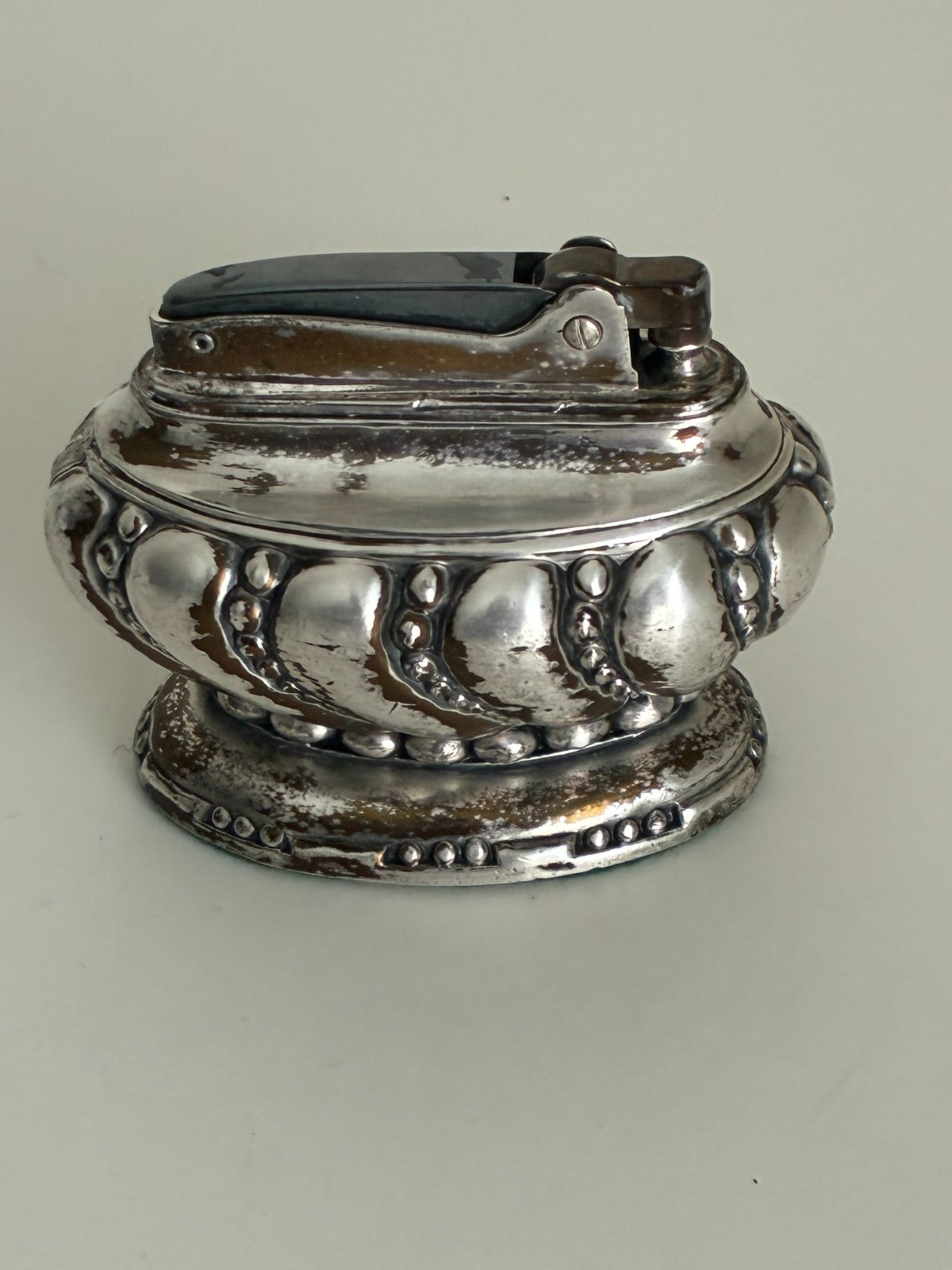 VINTAGE 1952 TABLE HEAVY LIGHTER RONSON CROWN TRADE MARK NEWARK NJ USA