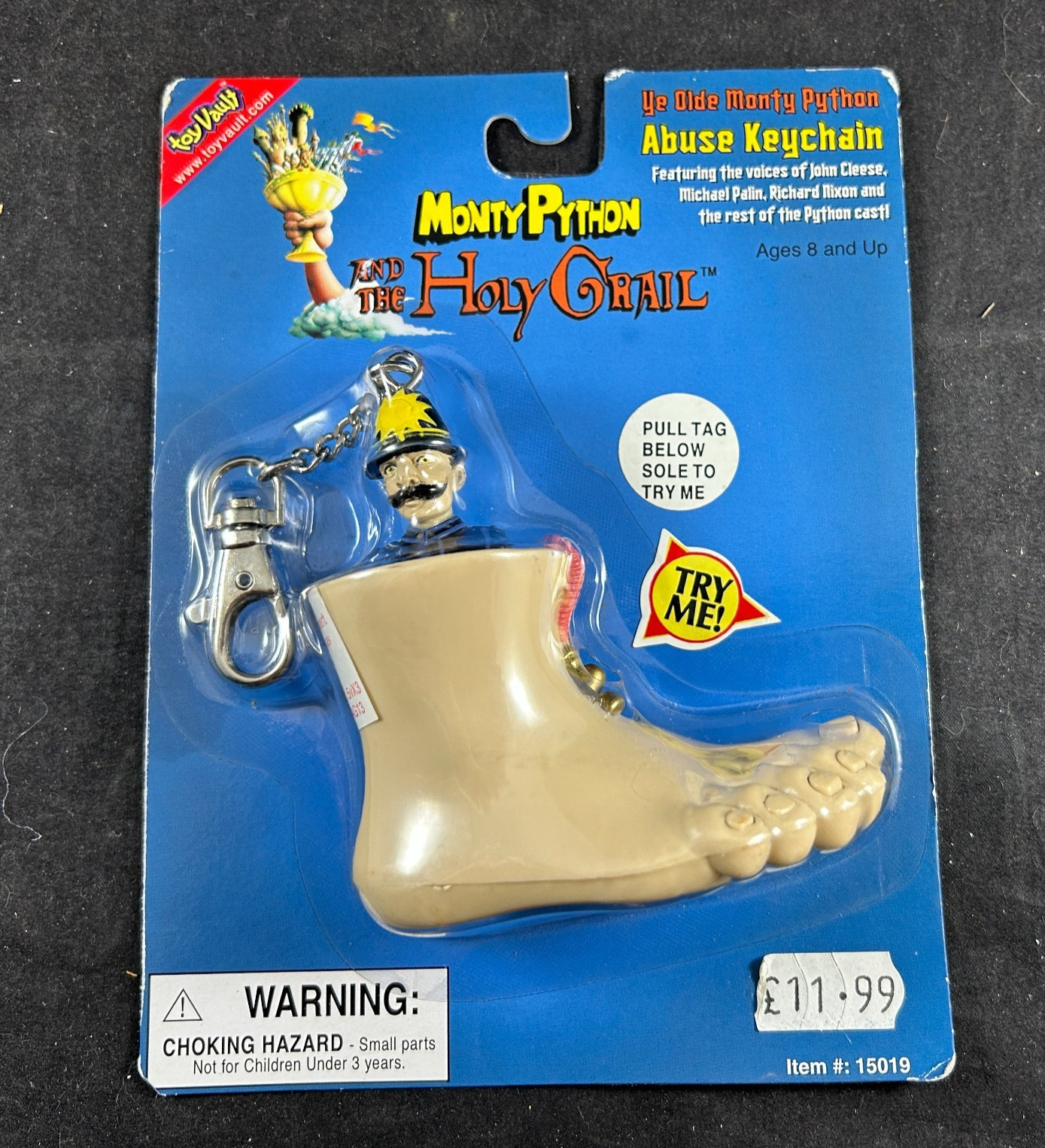 2003 TOY VAULT MONTY PYTHON AND THE HOLY GRAIL ABUSE KEYCHAIN FOOT NEW PACKAGE