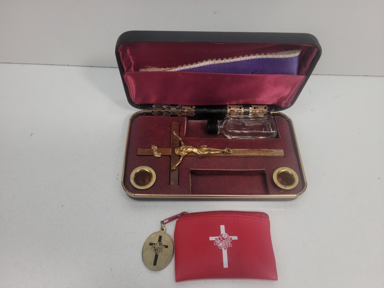 vtg traveling mass kit/last rites set Religious Holy Water, Catholic  Cross Rare