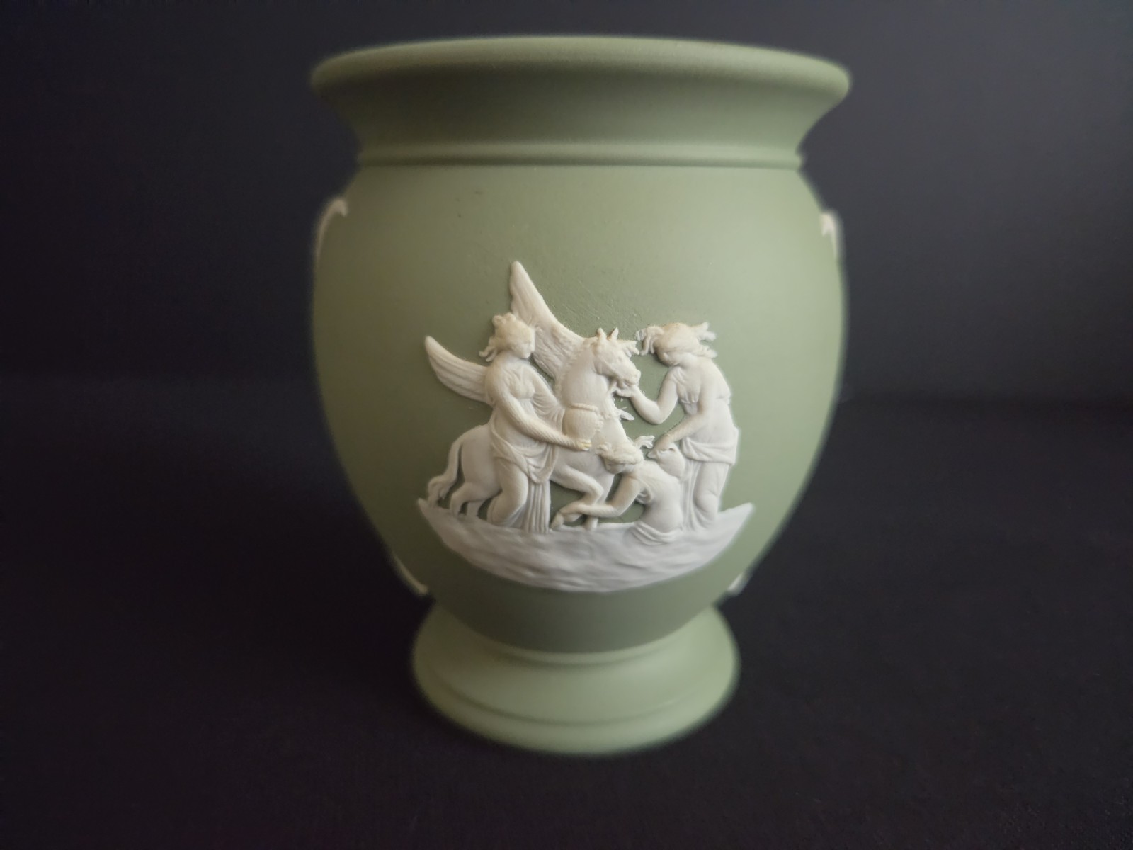 Vtg Wedgeweed Jasperware Sage Green Neoclassical Relief Small Vase