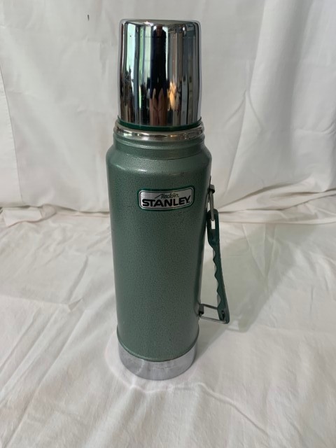 Vintage Green Aladdin Stanley Quart Thermos # A-944DH  Made In USA