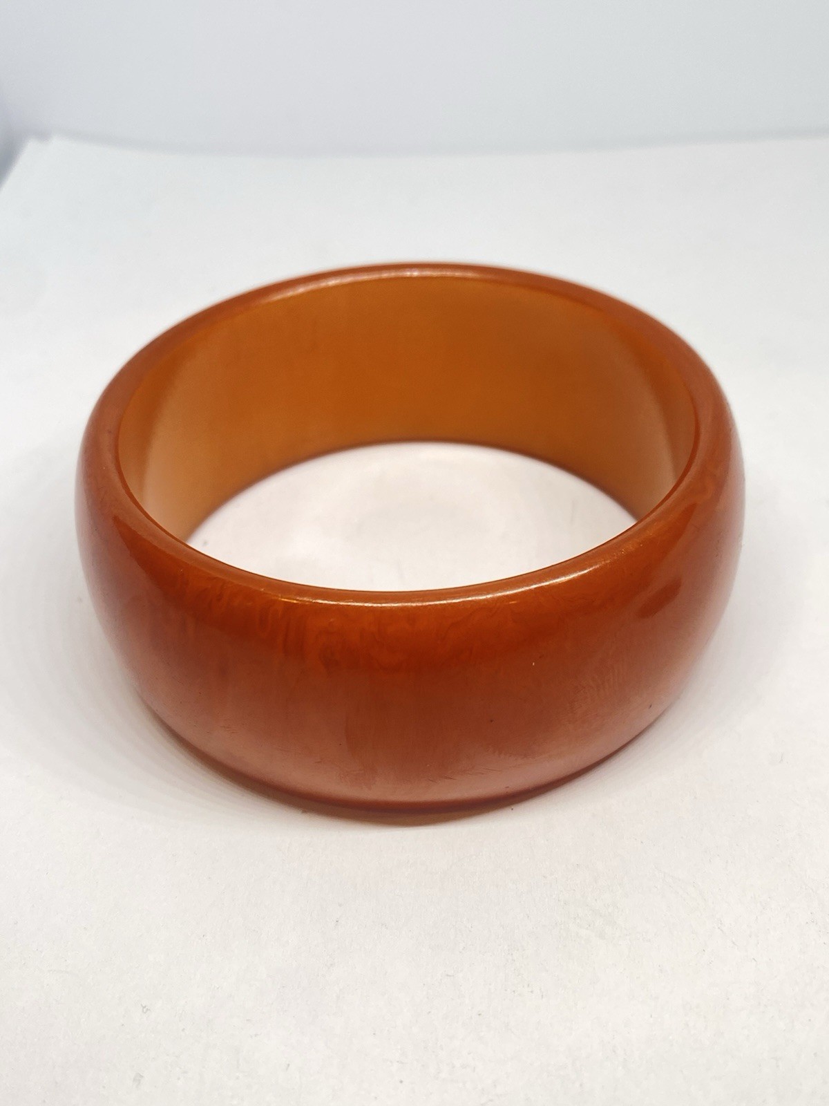 VERY EARLY THICK HEAVY ORANGE BAKELITE TESTED BANGLE BRACELET ANTIQUE