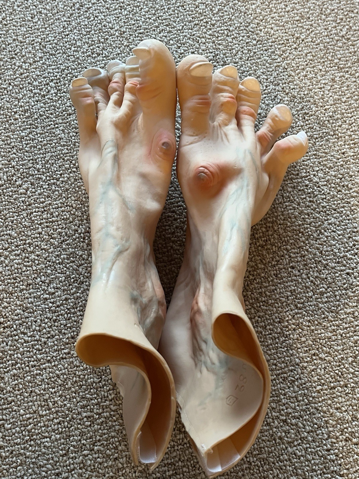 Vintage? Cesar 82 Jumbo Ugly Hobbit Feet 5207 Costume Halloween Has Some Damage