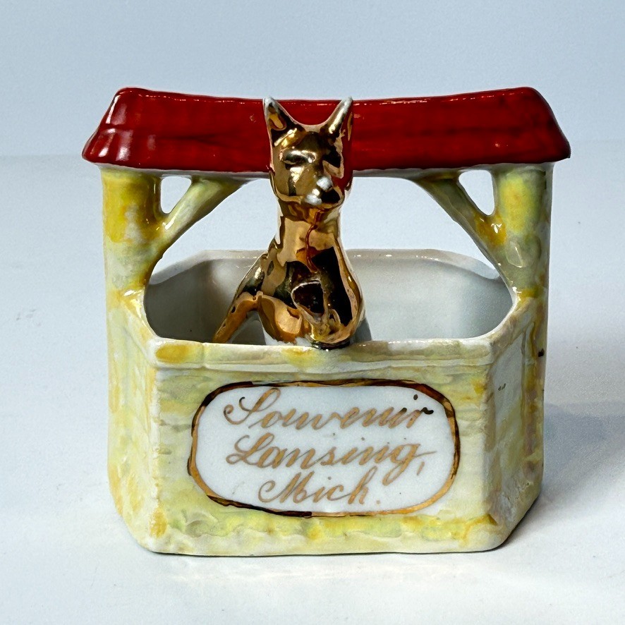LANSING MI MICHIGAN Souvenir ANTIQUE WELL GOLD CHINA TRINKET LANSING MI MICHIGAN Souvenir ANTIQUE WELL GOLD CHINA TRINKET
