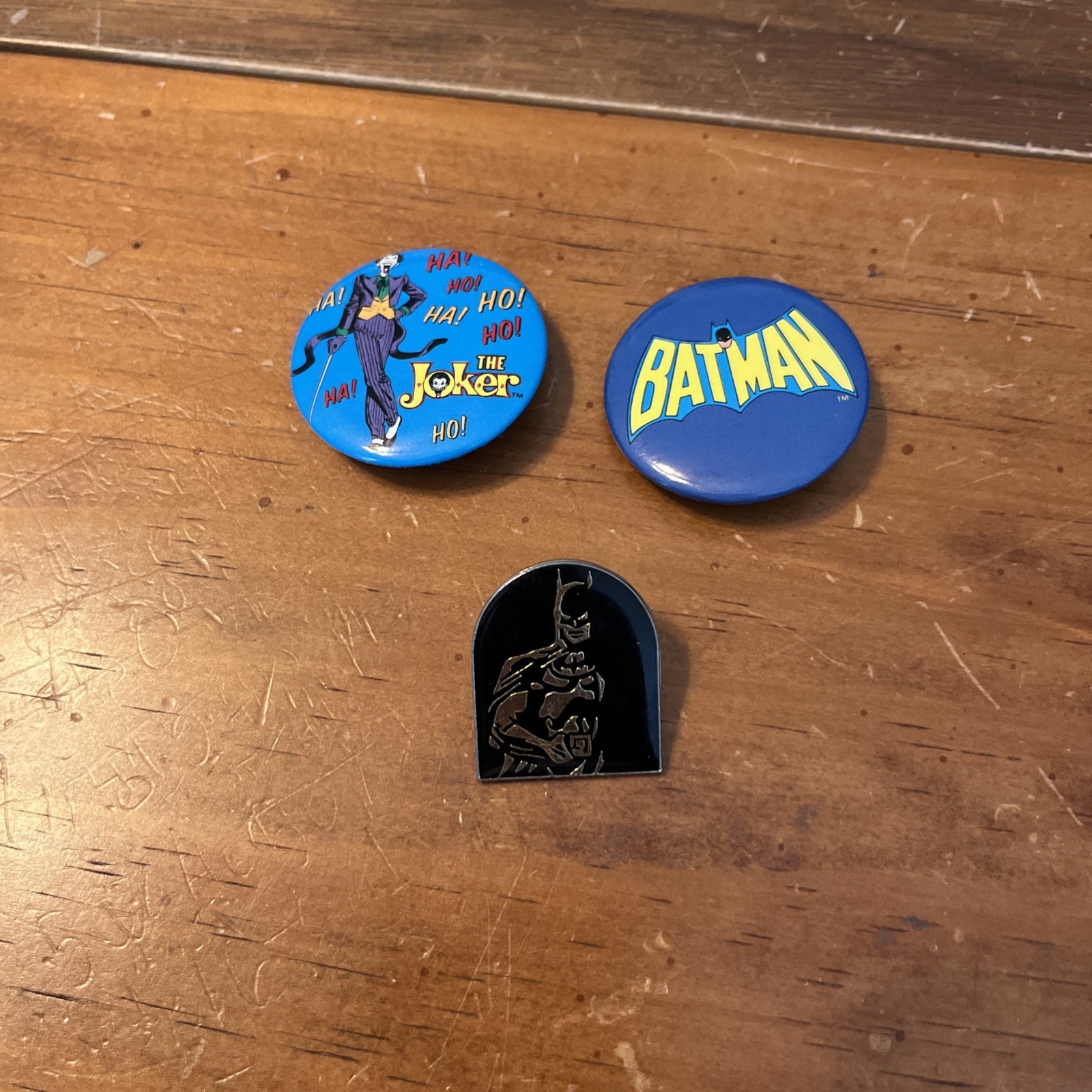Vintage 1968, 1970 Batman And Joker Button Lot of 3 (2 Buttons + 1 Pin) Vintage 1968, 1970 Batman And Joker Button Lot of 3 (2 Buttons + 1 Pin)