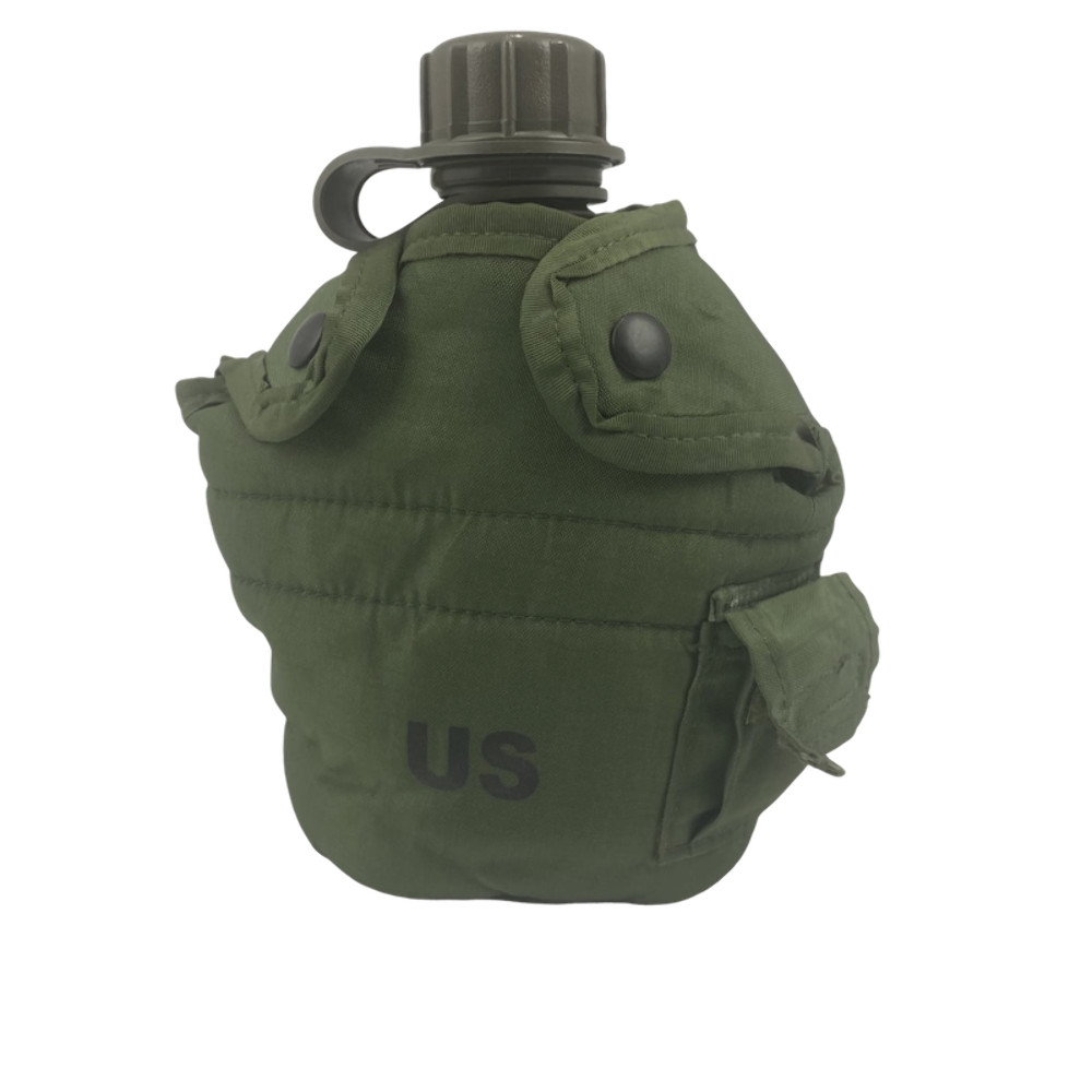 U.S. Issue 1 QT Canteen Cover and Canteen Set U.S. Issue 1 QT Canteen Cover and Canteen Set