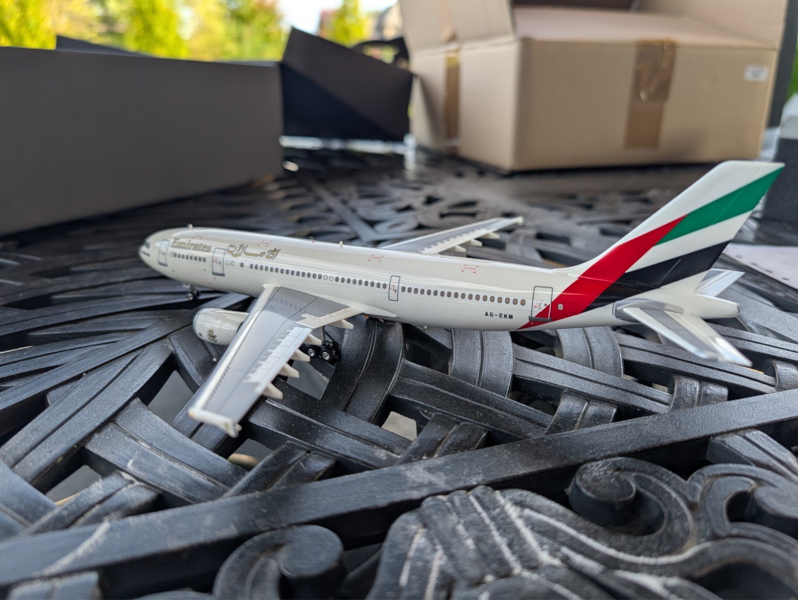 Herpa Premium Series Emirates Airbus A300-600 1/200 Excellent - LOOK Herpa Premium Series Emirates Airbus A300-600 1/200 Excellent - LOOK