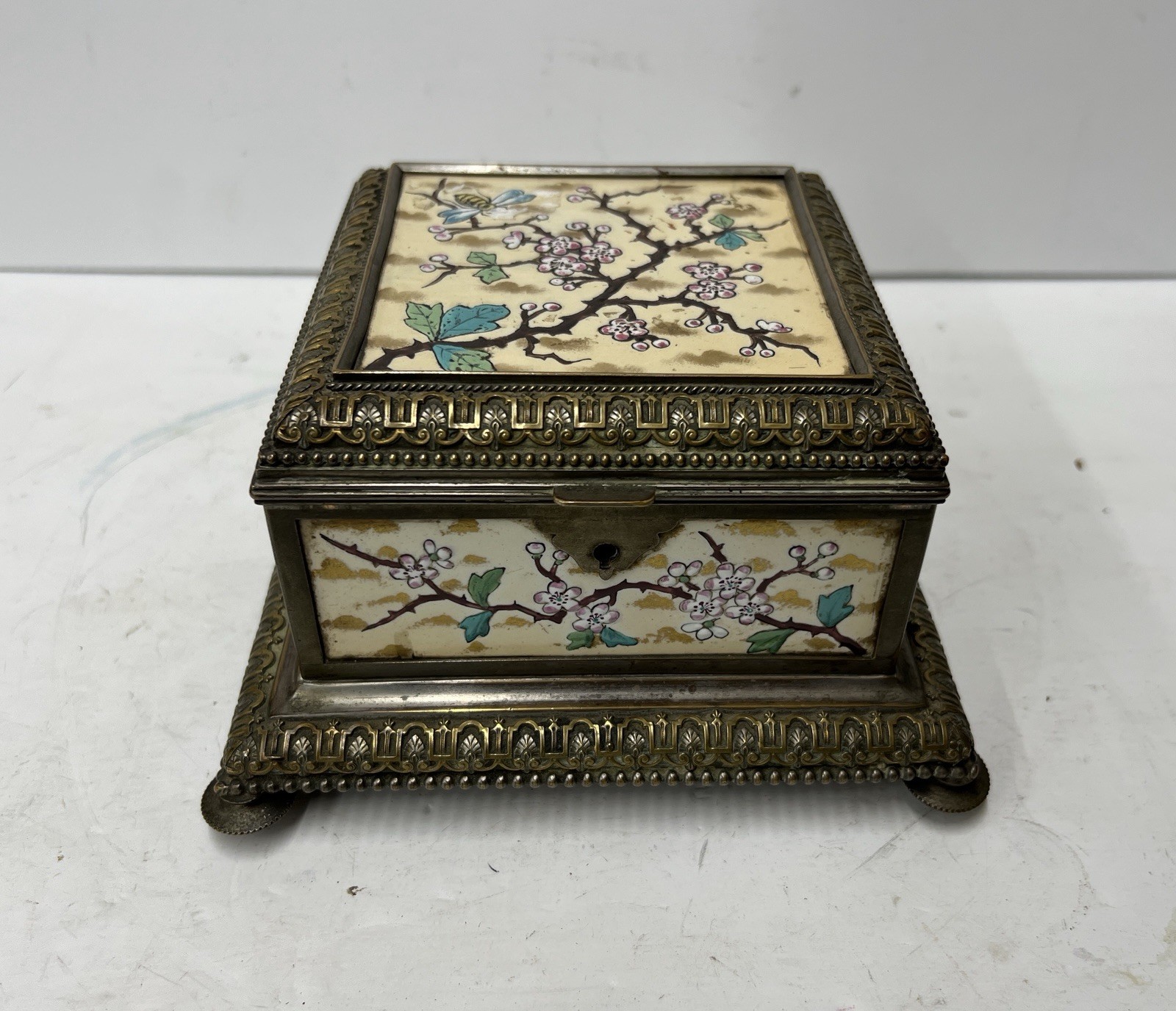 Vintage Beautiful French Metal Jewelry/Trinket Box
