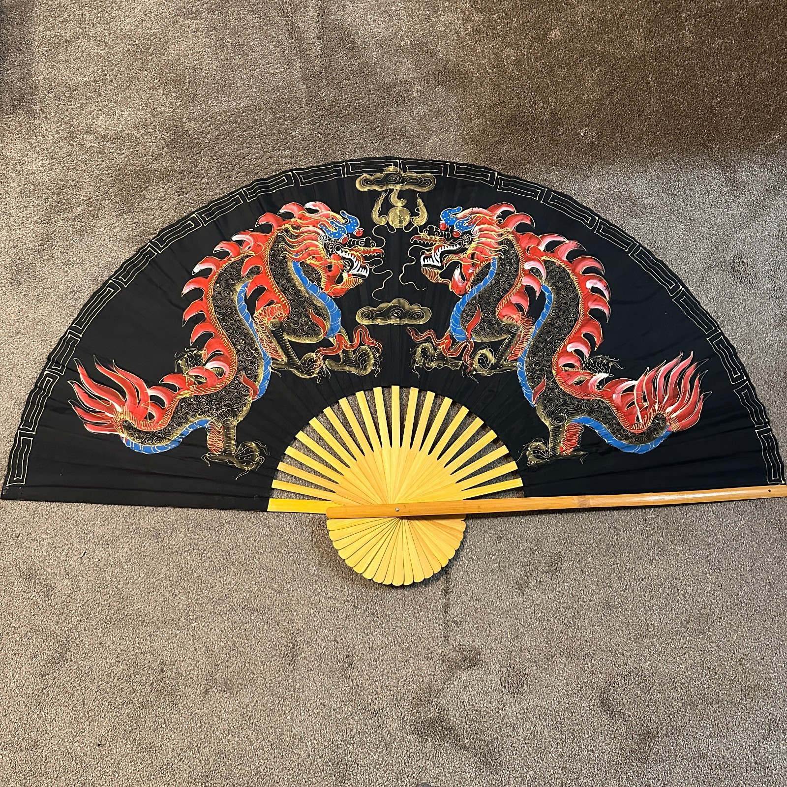 Large Vintage Classic Oriental Folding Wall Fan Dragon Asian Decor 60\ Large Vintage Classic Oriental Folding Wall Fan Dragon Asian Decor 60\