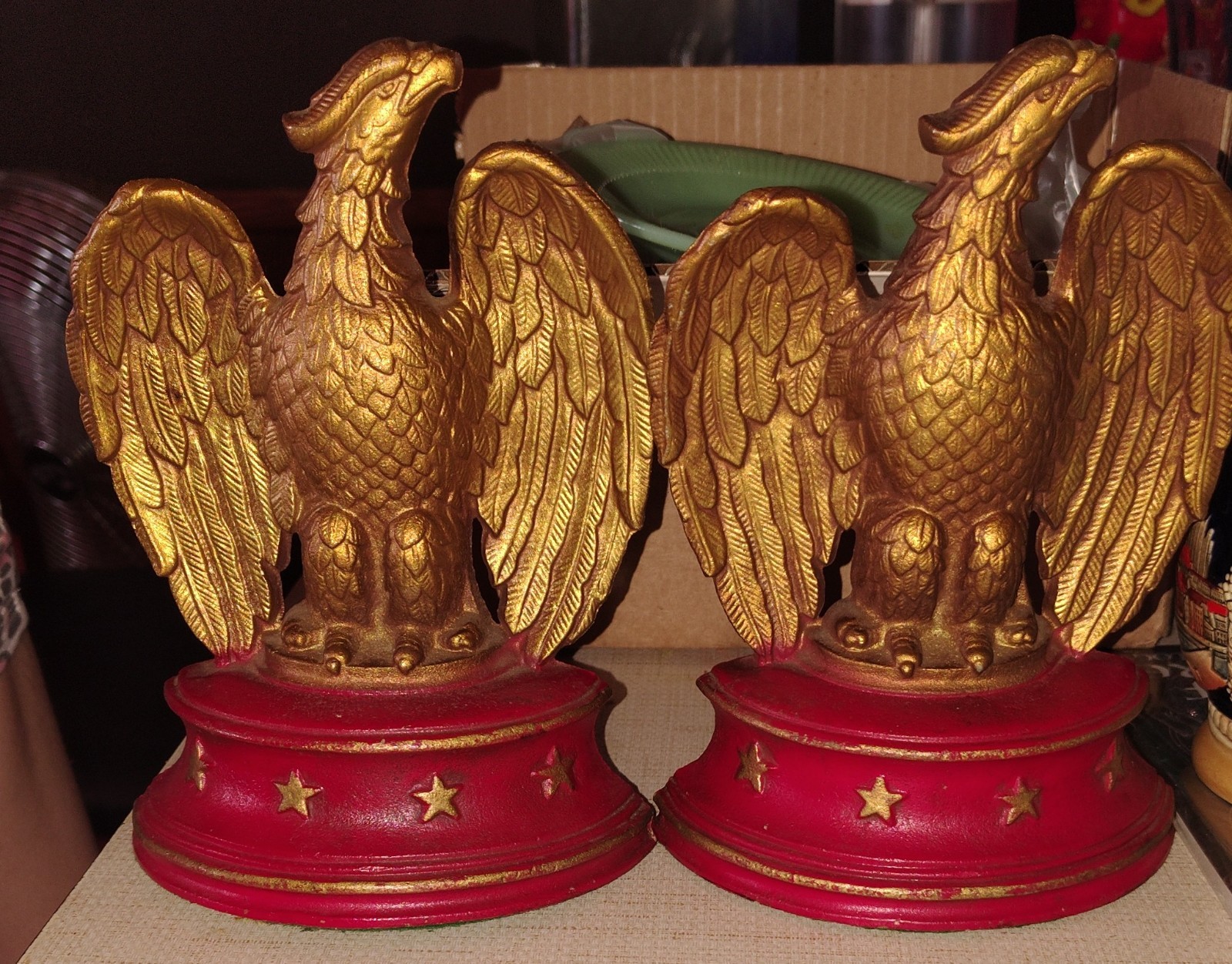 VINTAGE ANTIQUE BRONZED CLAD FEDERAL EAGLE BOOKENDS(2) AMERICA RED BASE STARS