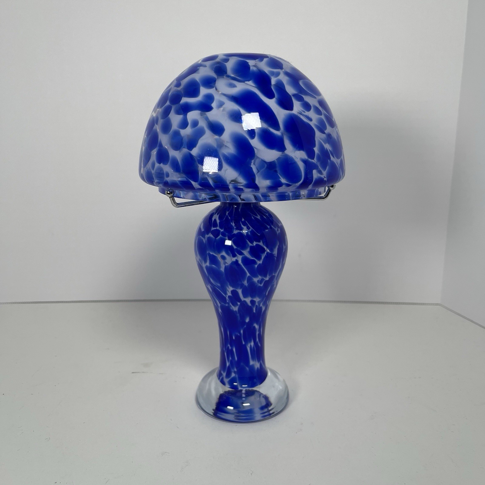 Royal Limited Crystal Vintage Hand-Blown Glass Cobalt Blue Mushroom Fairy Lamp