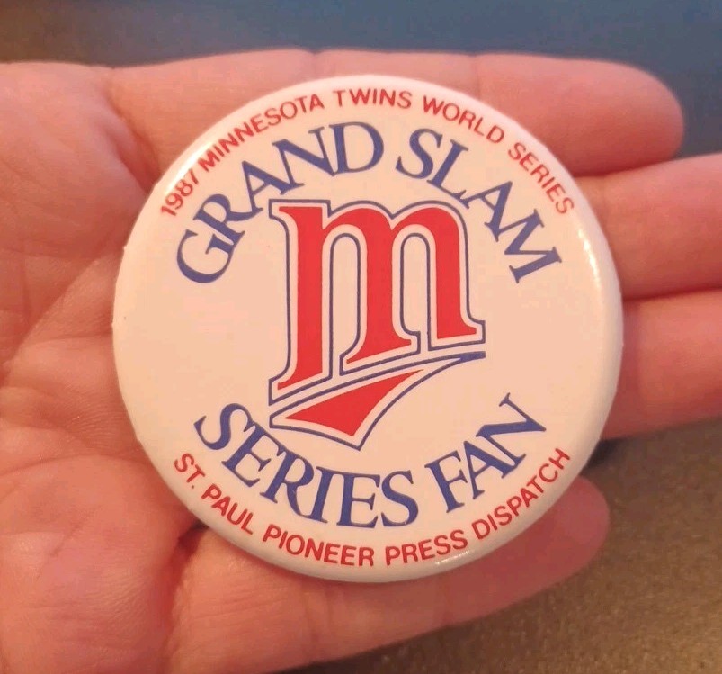 1987 MN Twins Grand Slam Series Fan Vintage Button Pin Back Badge Pinback