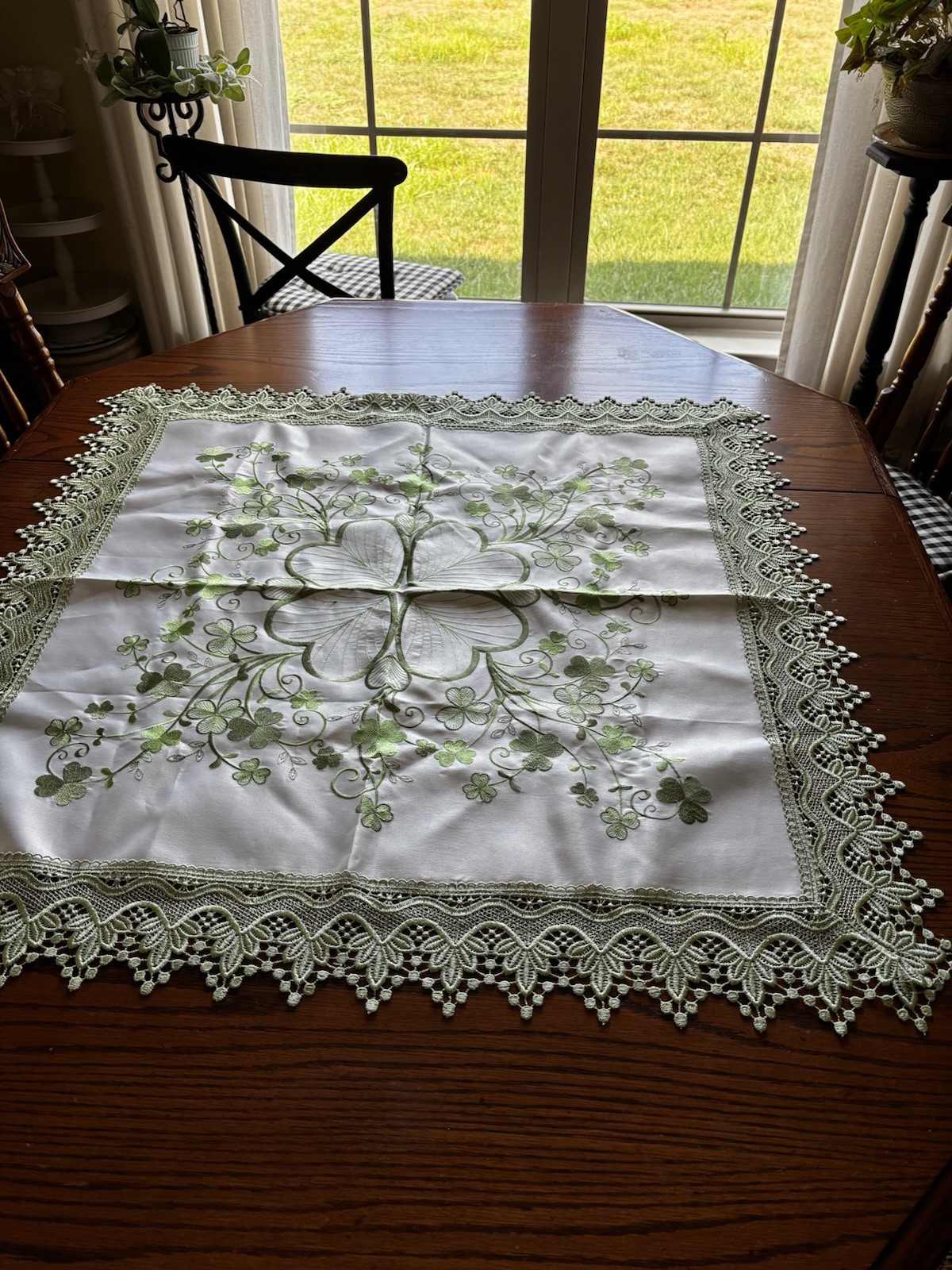 Irish Themed Table Clothe 34” Square Embroidered Shamrocks & Gorgeous Green Lace