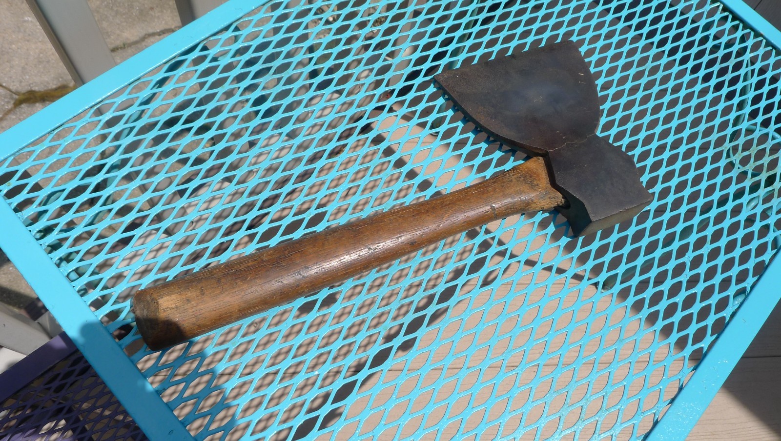 VTG PLUMB ANCHOR BRAND BROAD HATCHET, CRACKED