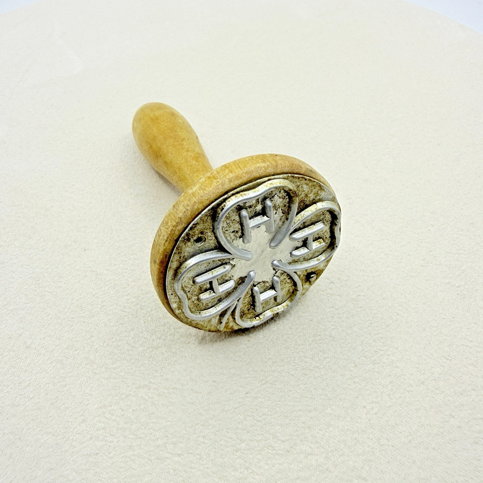 Vintage 4-H Four Leaf Clover Stamp Wood Handle Butter Cookie Press Collectible