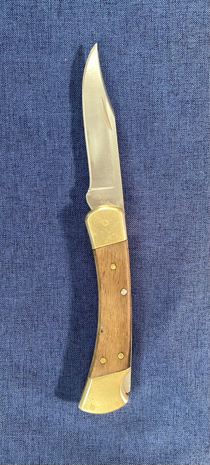 Buck Knives 110 3-3/4\ Buck Knives 110 3-3/4\
