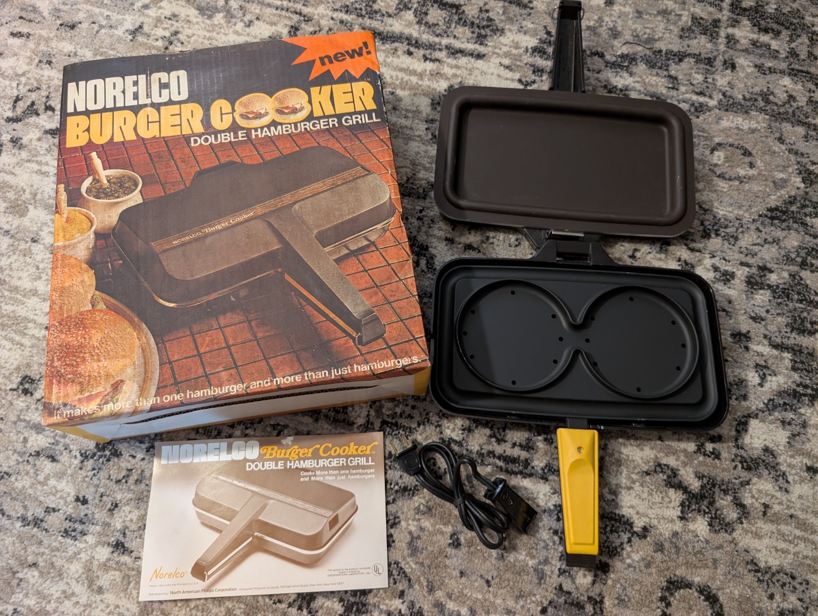 NOS Vintage Norelco Burger Cooker Double Sided Hamburger Grill/Griddle Made USA