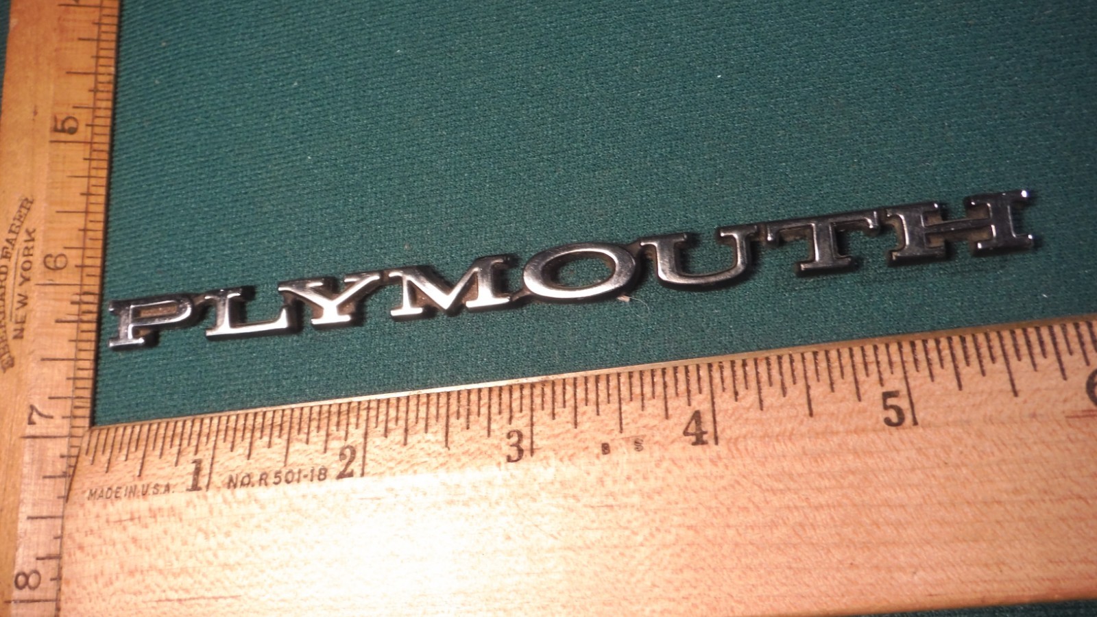 CG71 Plymouth Hood Nose Trunk Emblem Vintage 1972 #28591 BARRACUDA DUSTER 5.5\