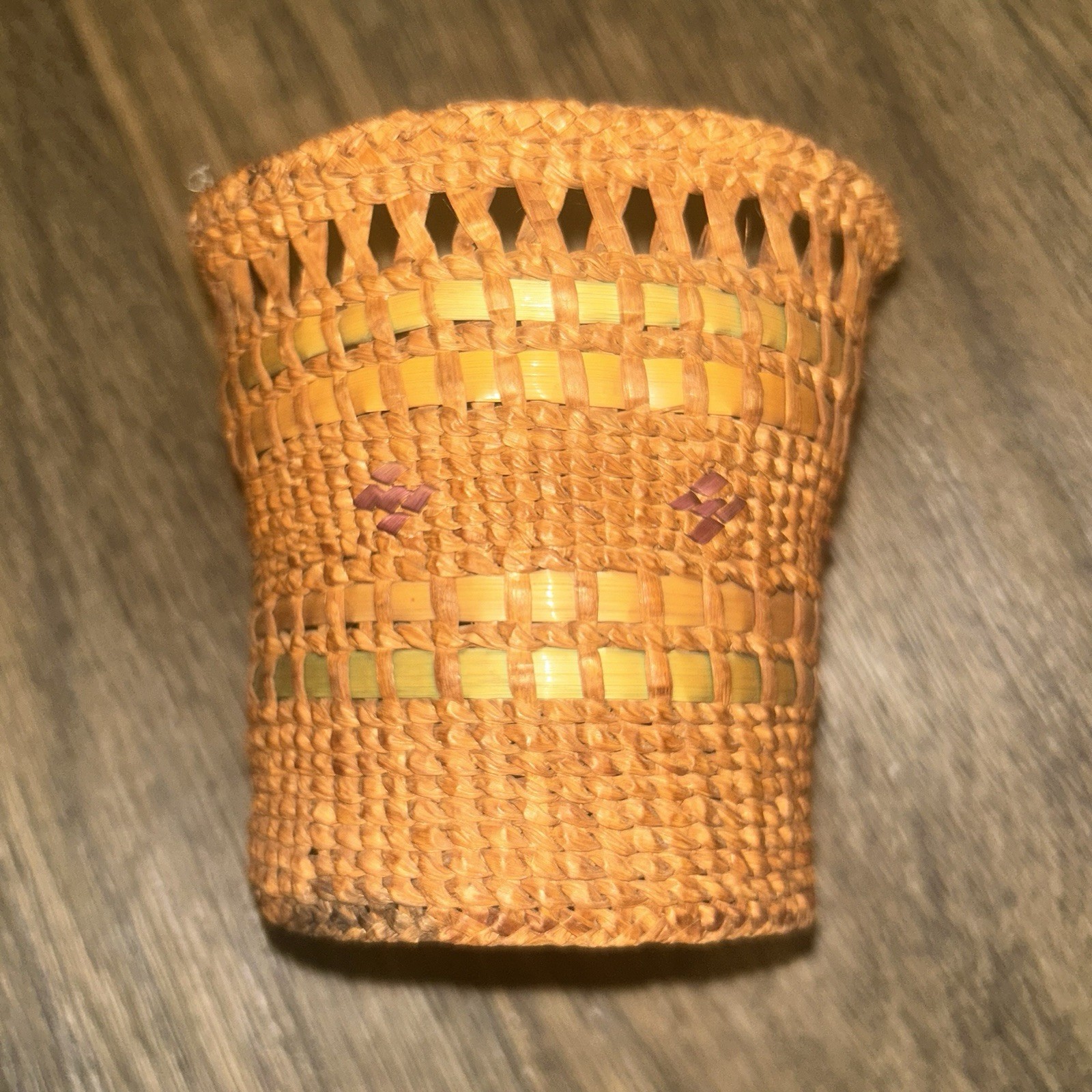 NICE OLD NORTHWEST COAST WOVEN BASKET - NORTH WEST COAST