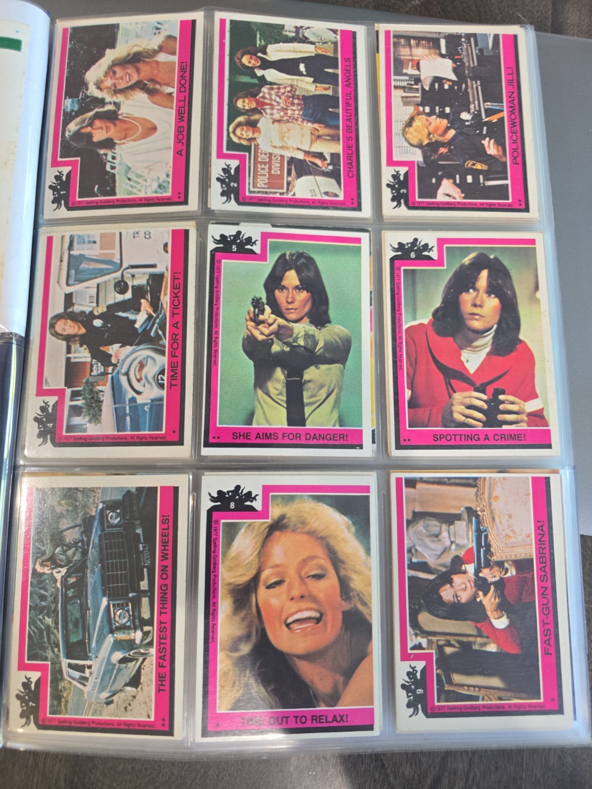 TOPPS 1977 CHARLIE\'S ANGELS COMPLETE SET 253 CARDS, 44 STICKERS, 4 WRAPPERS 🔥🔥