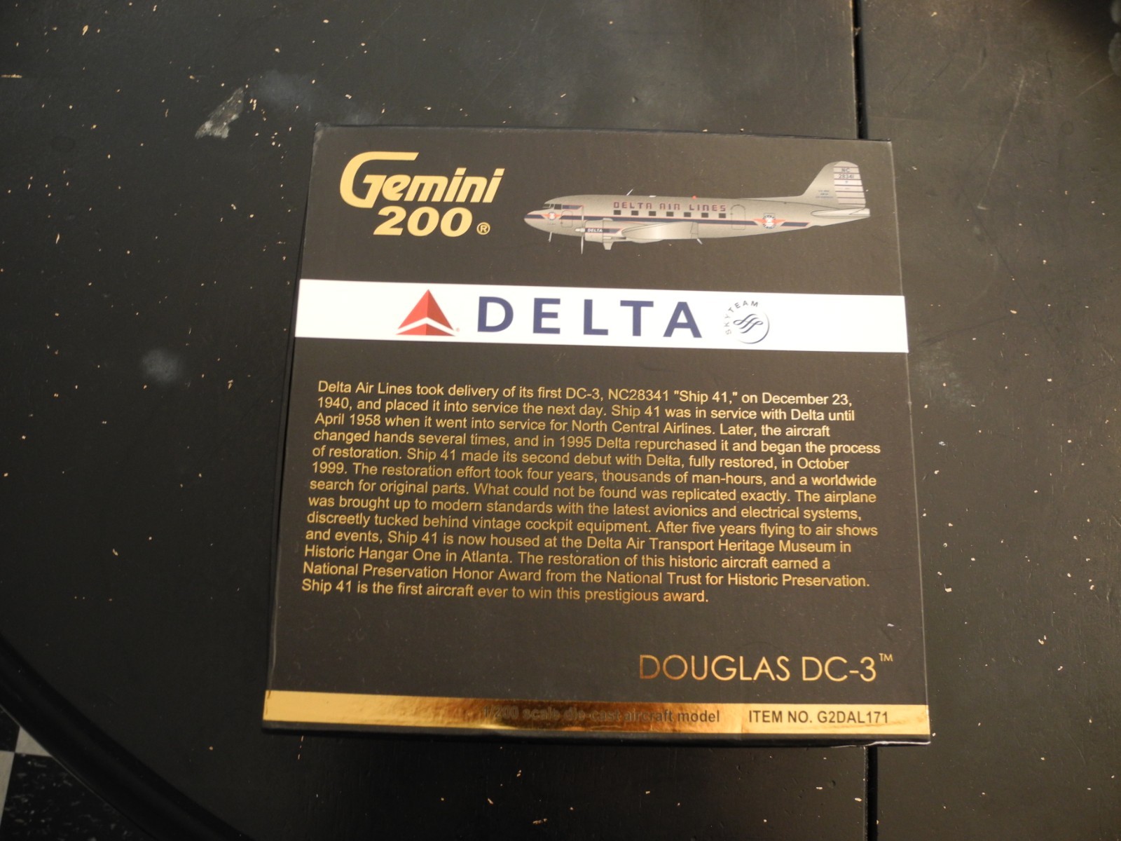Collectors\' FIND RARE Gemini 200 DC-3 DELTA, Hard to Find, BRAND NEW Collectors\' FIND RARE Gemini 200 DC-3 DELTA, Hard to Find, BRAND NEW