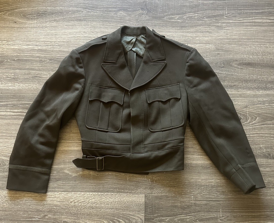 Army officers vintage cropped tailored jacket 36 Short