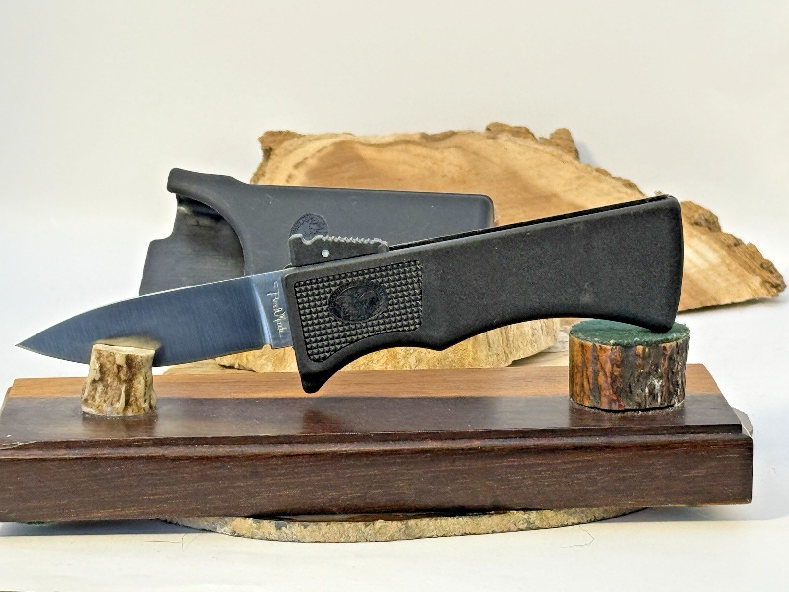 Vintage BenchMark USA Rolox II \'\'Hunting Classic Ltd.\'\' w/scabbard--938.26 Vintage BenchMark USA Rolox II \'\'Hunting Classic Ltd.\'\' w/scabbard--938.26