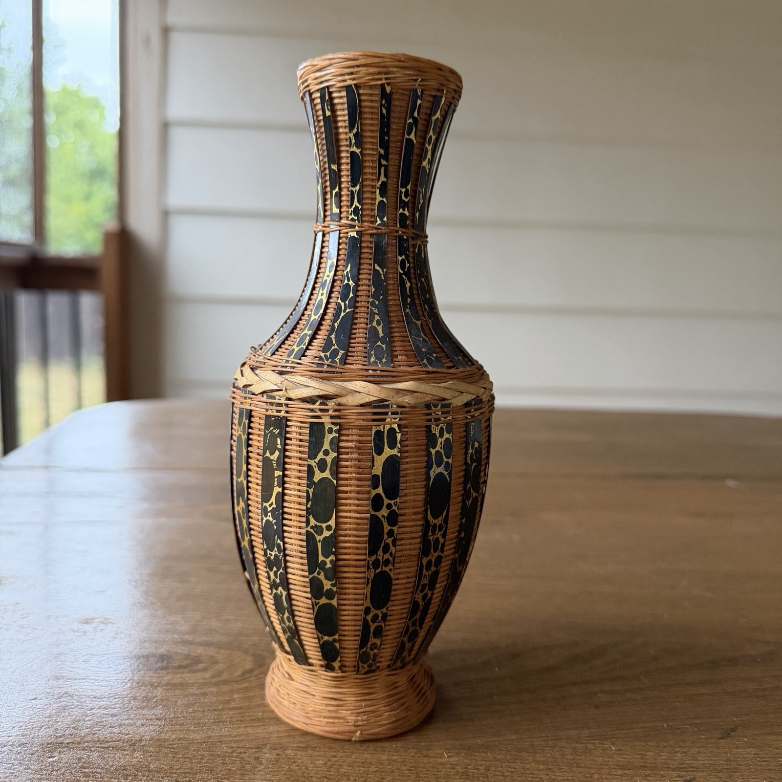 Vintage Zhejiang Chinese Woven Bamboo Wicker Vase Black Gold Mid Century Boho