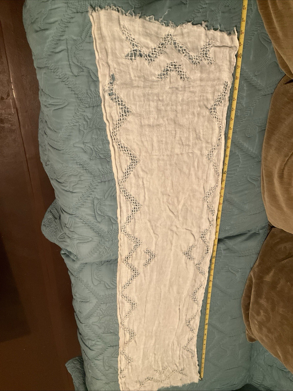 Vtg Filet Lace Crochet Ends Table Scarf Table Runner White Linen 52 X 14