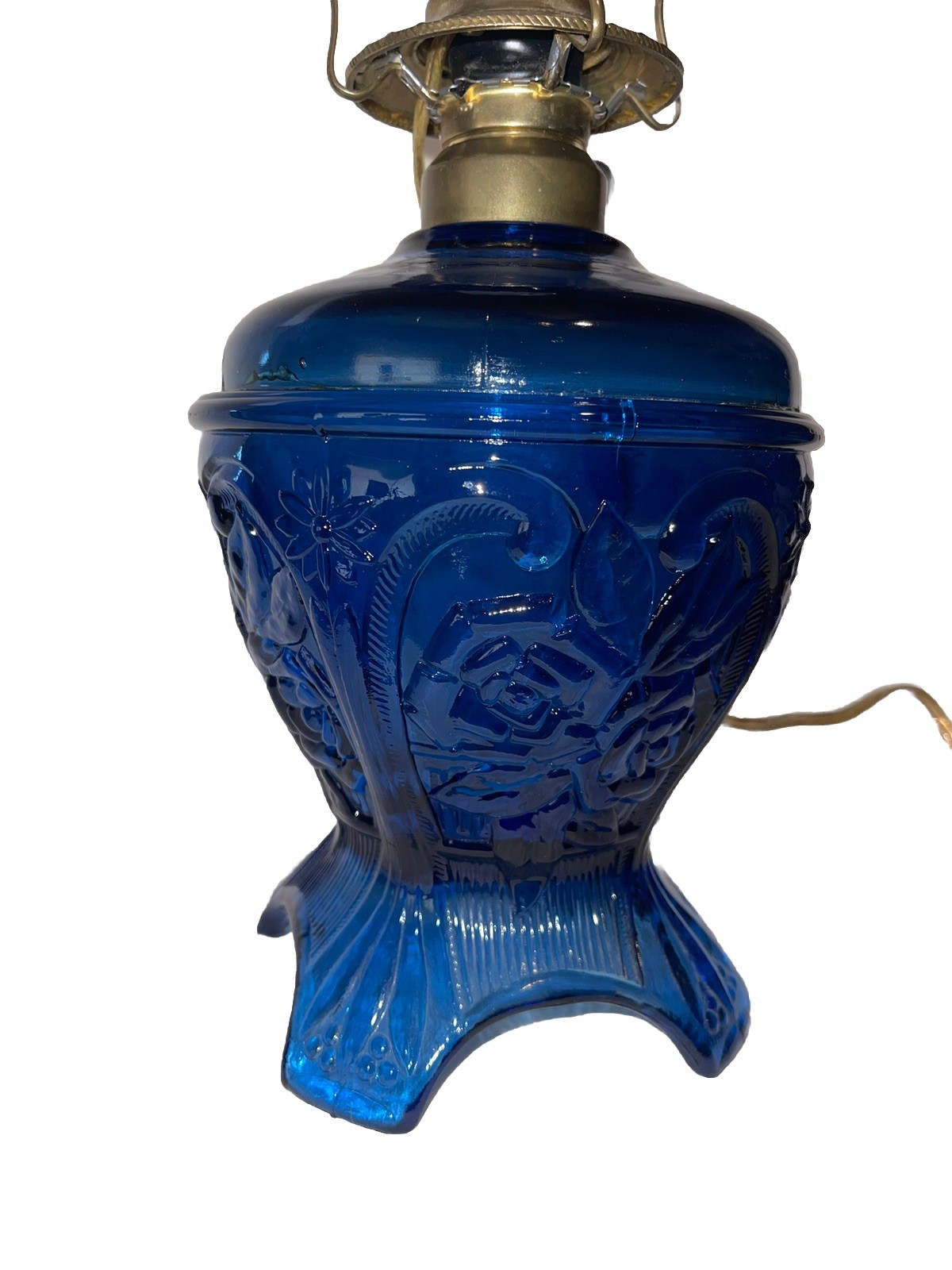 Vintage Blue Glass Electrified Kerosene Lamp with Roses 10” fun Vintage Blue Glass Electrified Kerosene Lamp with Roses 10” fun