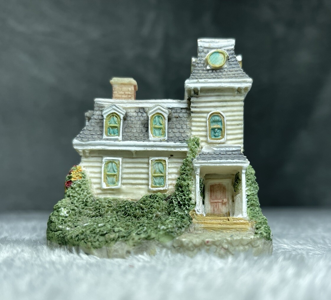 The Dubois Mansion Miniature House 1992 International Resources Services Vintage