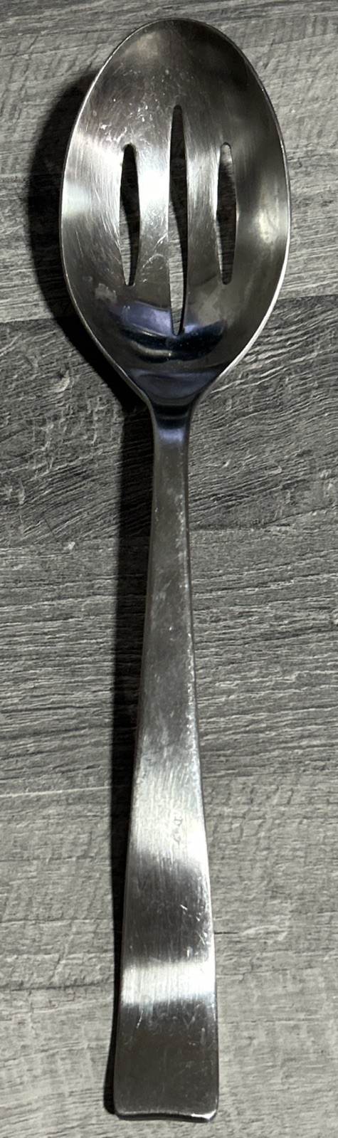 SOPRANO Glossy LARGE SLOTTED SERVING SPOON BY GOURMET SETTINGS  W14