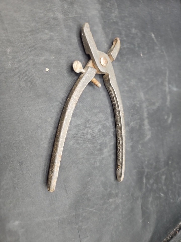 Vintage Western Wire HOG RING Ringer Adjustable Hog Ring Pliers St Louis MO