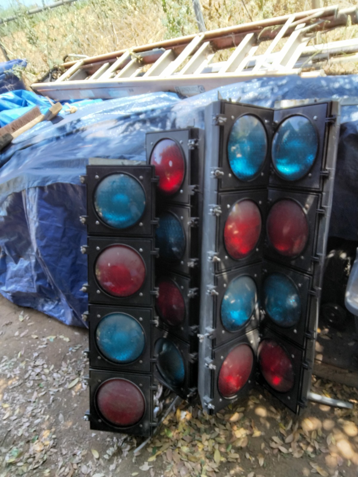 FULLY FUNCTIONAL ECONOLITE TRAFFIC LIGHT SIGNAL WITH A PROGRAMMABLE SEQUENCER FULLY FUNCTIONAL ECONOLITE TRAFFIC LIGHT SIGNAL WITH A PROGRAMMABLE SEQUENCER