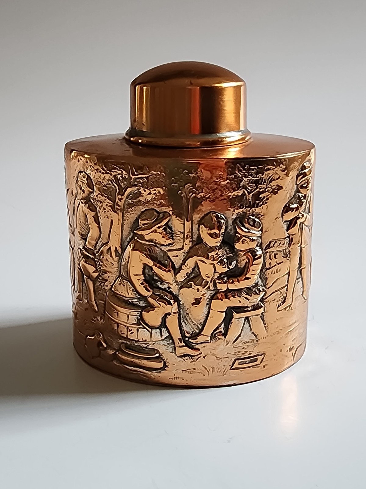 Antique Bright COPPER Tea Caddy Repousse People In Streets Hallmarks On Bottom Antique Bright COPPER Tea Caddy Repousse People In Streets Hallmarks On Bottom