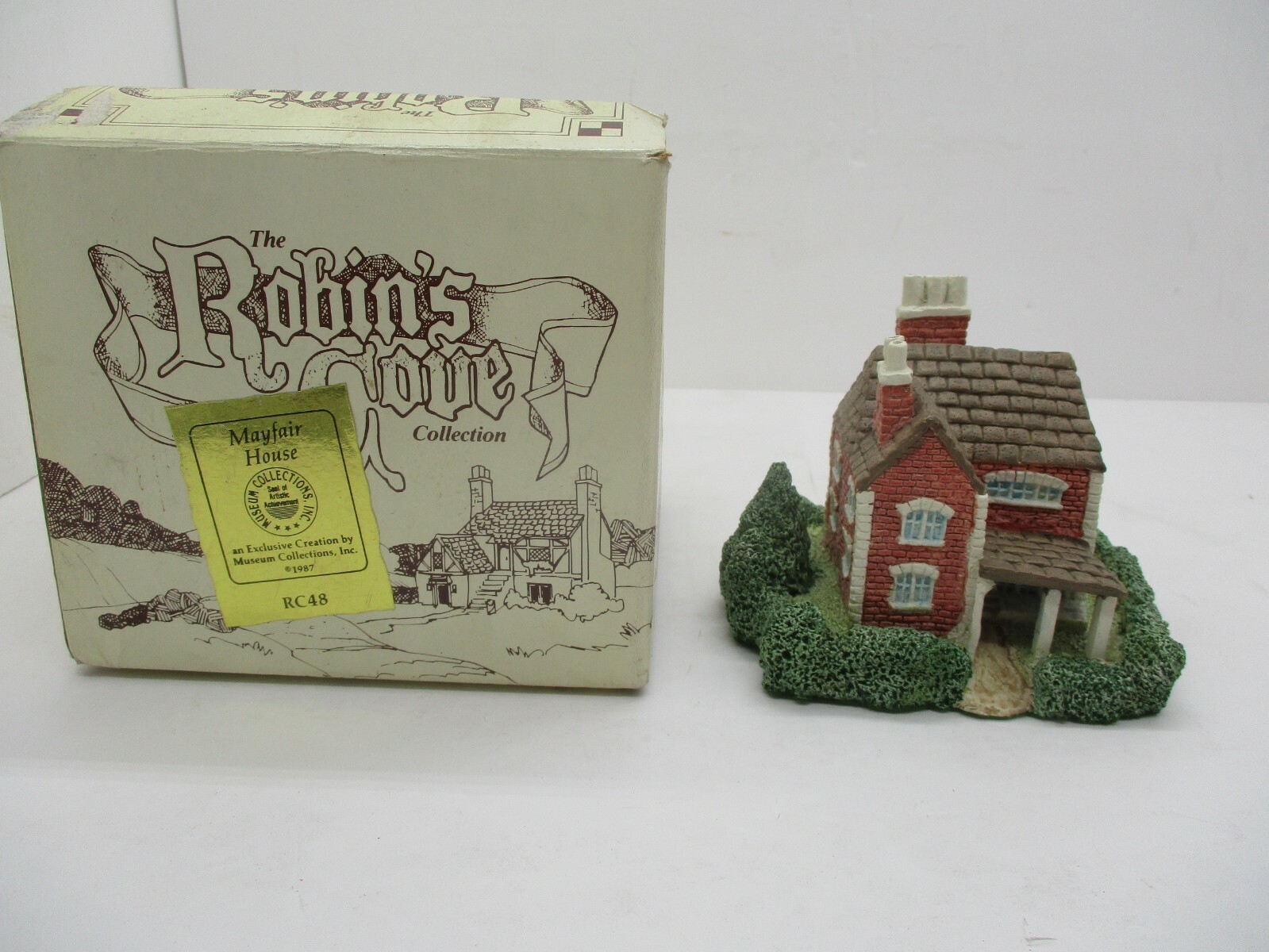 Vintage Museum Robin's Cove Mayfair House RC48 1987