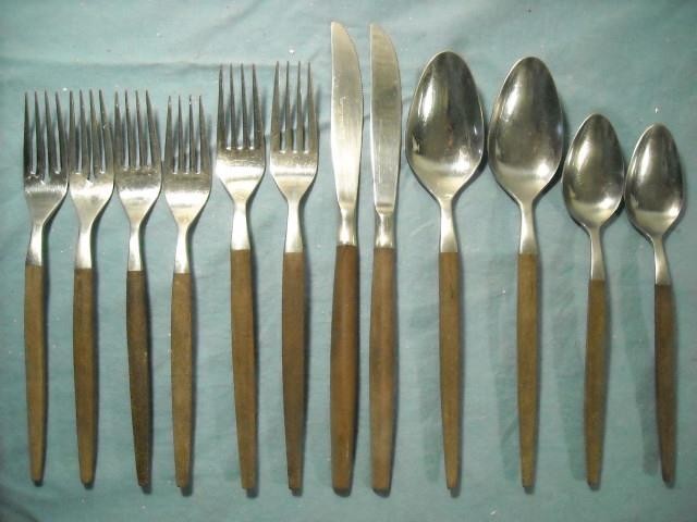 12 PC. EKCO ETERNA STAINLESS FLATWARE SILVERWARE FOR 2, CANOE MUFFIN FAUX WOOD