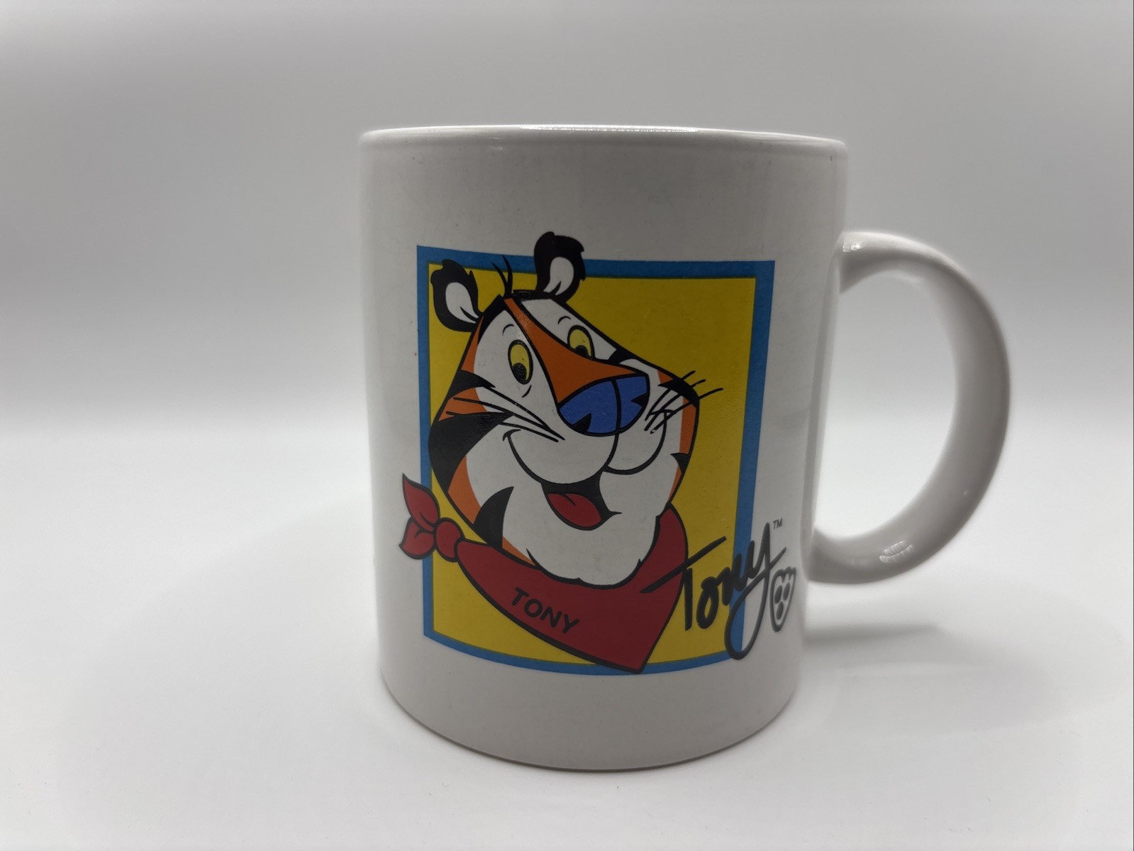 2002 Kellogg\'s Co. Frosted Flakes Tony The Tiger Character Ceramic Cafe Mug