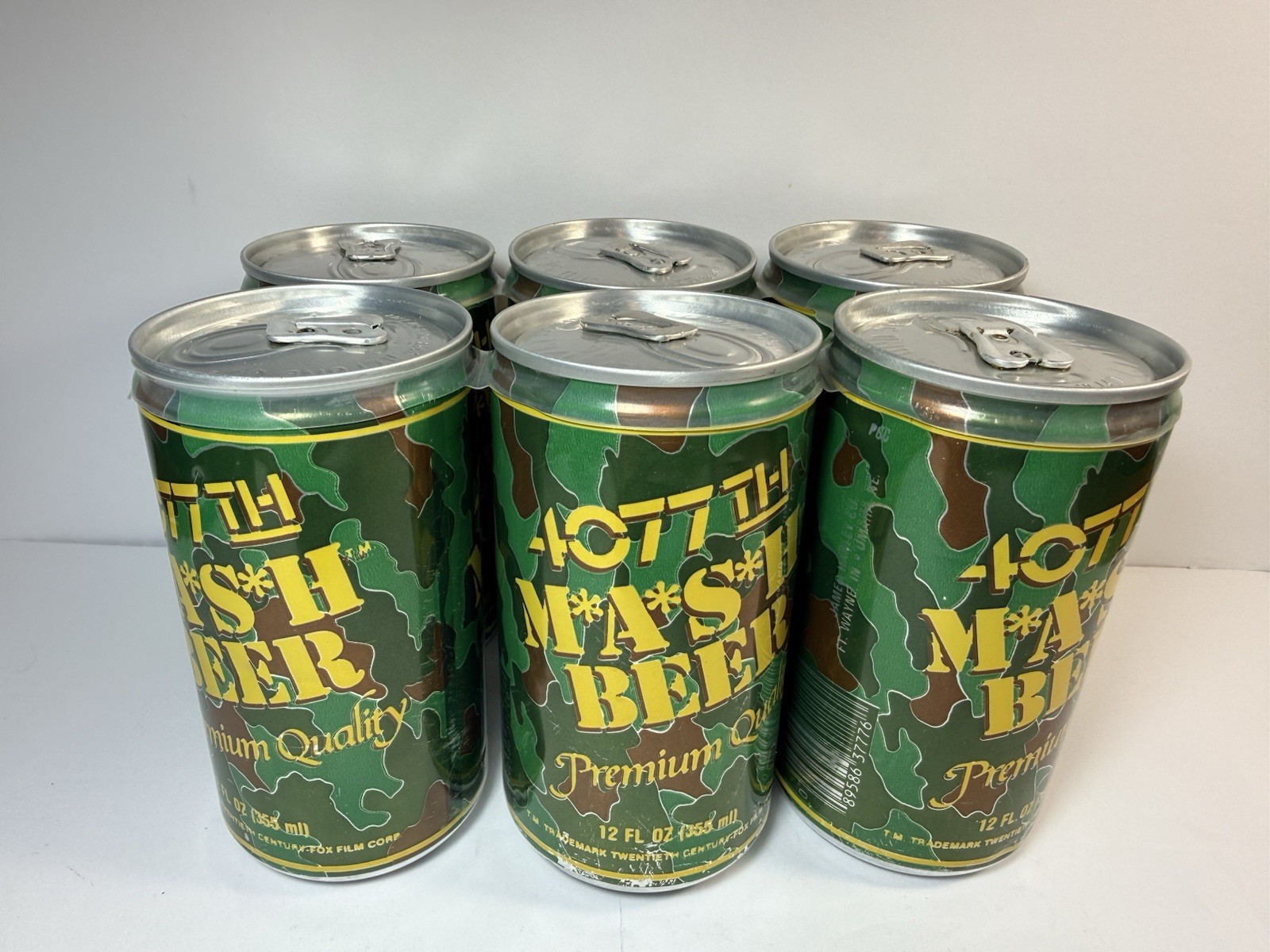 Vintage 1970\'s Mash TV 4077th M*A*S*H* Beer Can 6 Pack Empty Un popped