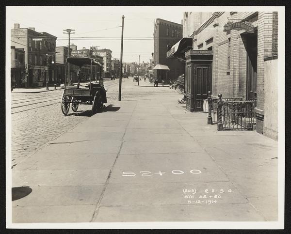 Metropolitan Avenue and Union Avenue Brooklyn New York 1920s Old Photo 4