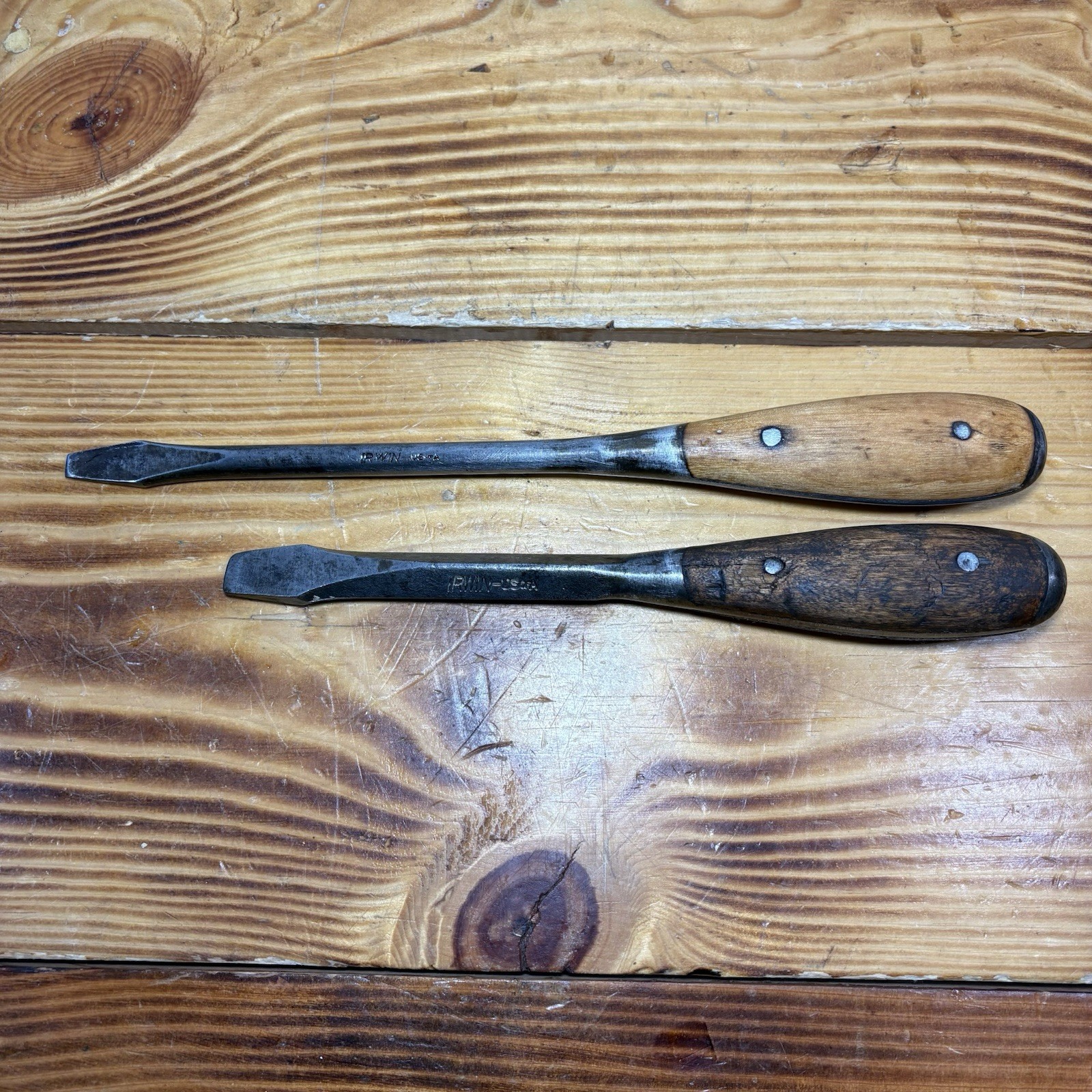 Vintage IRWIN Perfect Handle Screwdriver Lot Made in USA Forged Steel Wood Grip