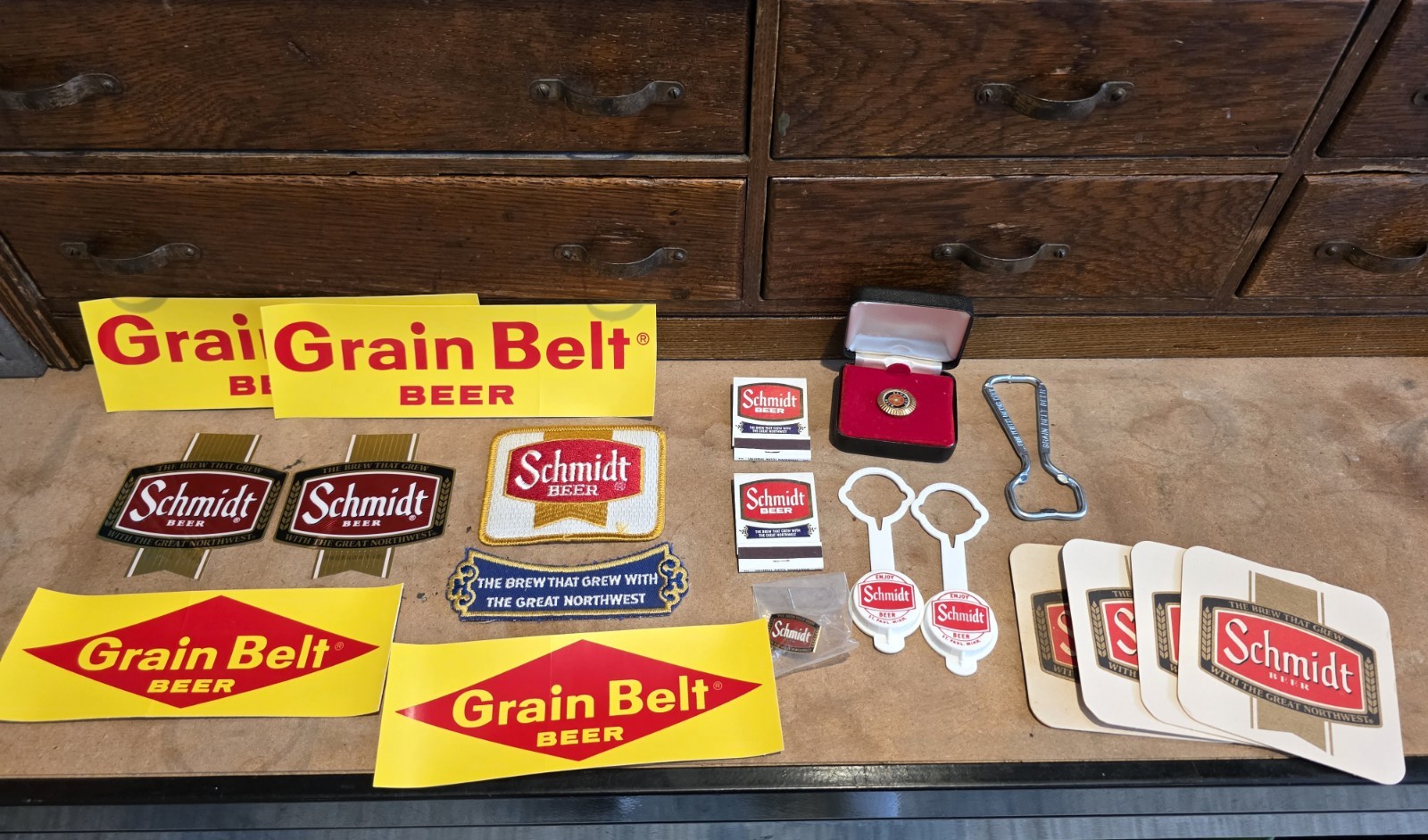 🔥 Vintage BEER lot Schmidt & Grain Belt Beer 19 Items