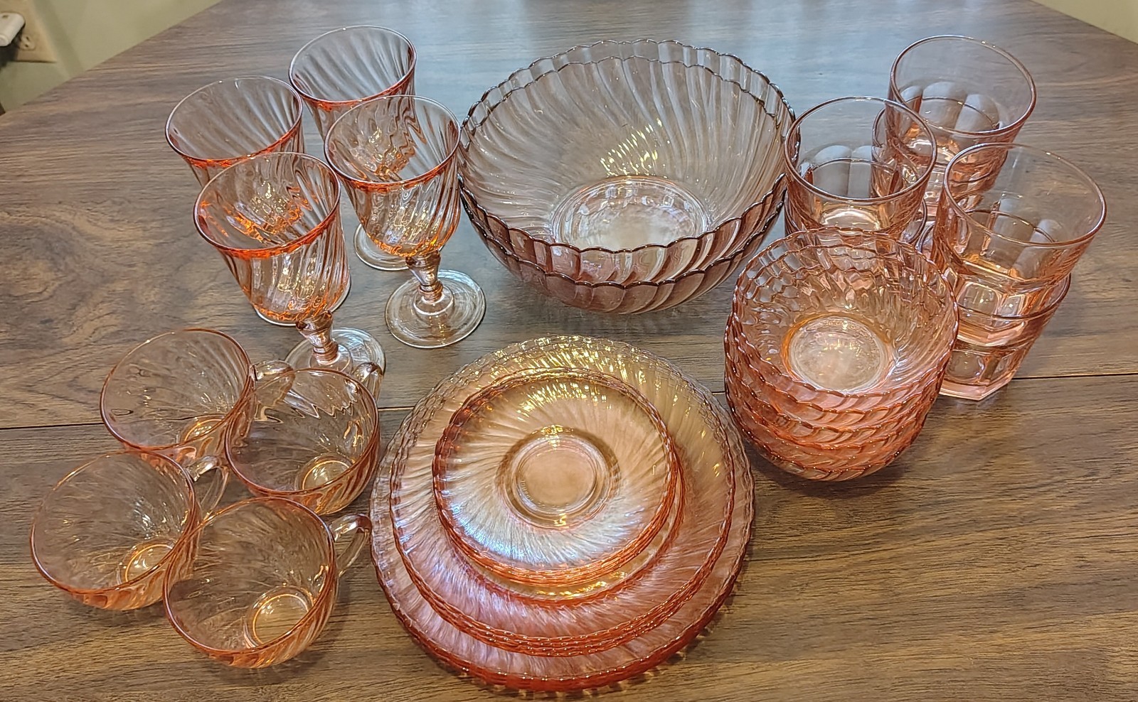 vintage Rosaline Pink Swirl glassware and dinnerware by Arcoroc 34 Piece Set vintage Rosaline Pink Swirl glassware and dinnerware by Arcoroc 34 Piece Set