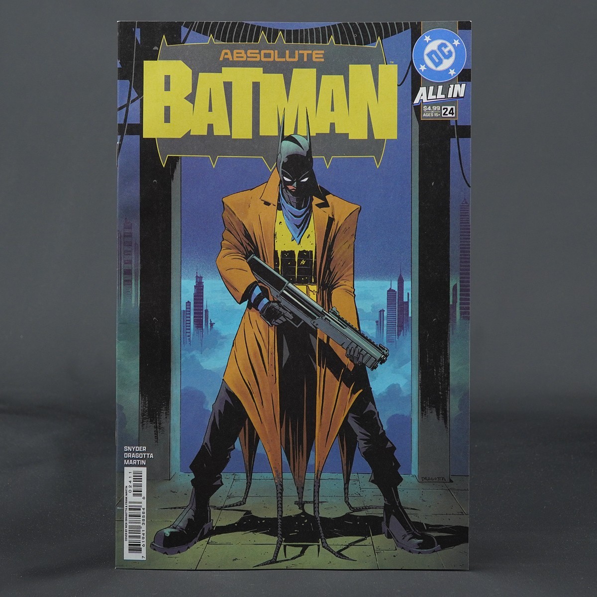 ABSOLUTE BATMAN #24 Cvr A DC Comics 2026 0726DC0067 24A (CA) Dragotta