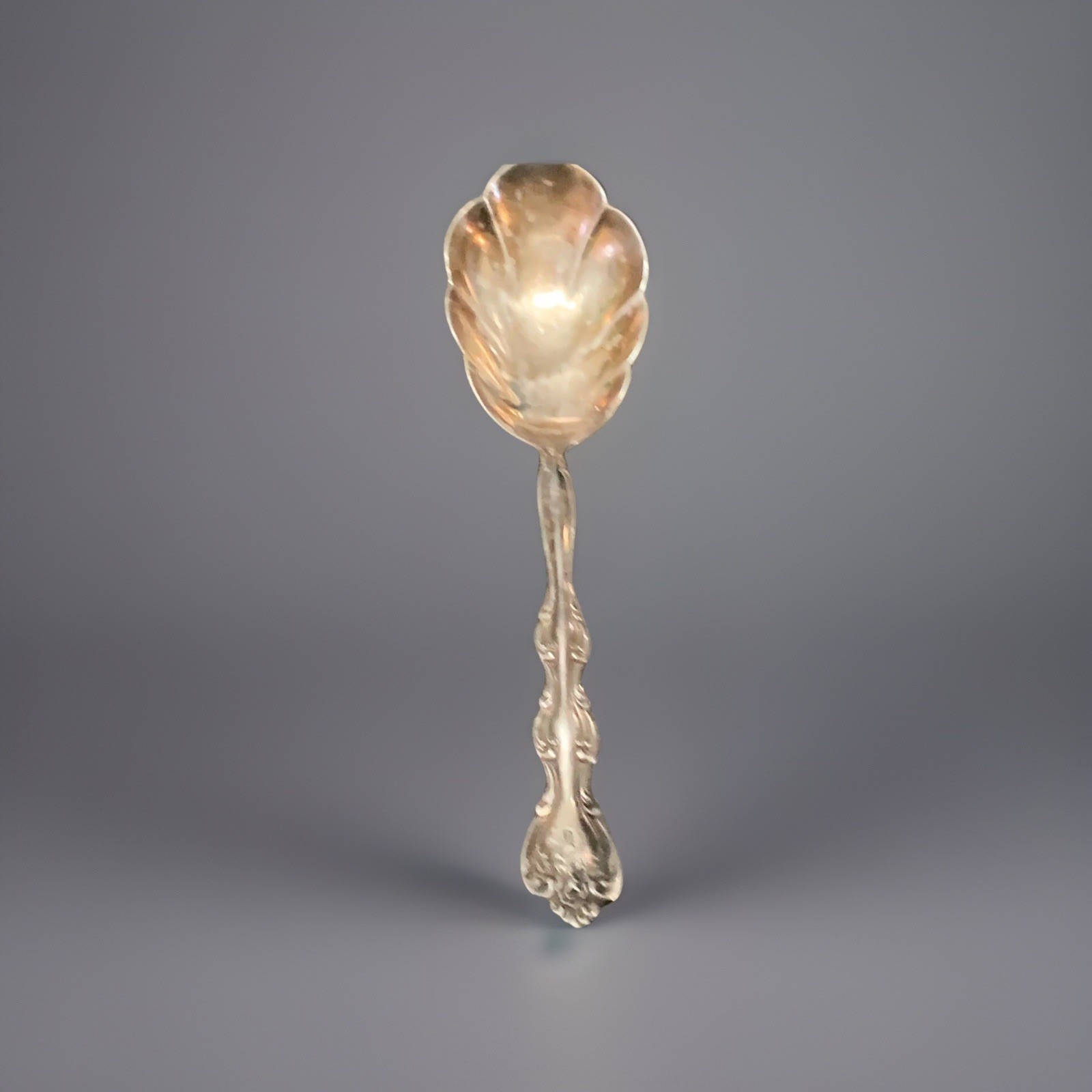 Vintage Silver Plated Shell Serving Spoon Ornate Handle Antique Flatware 9