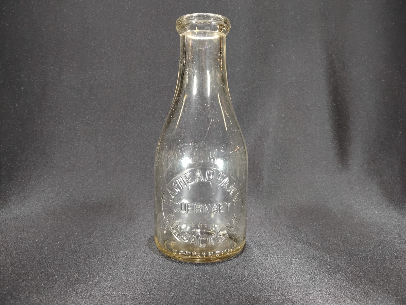 Vintage Gayhead Farm Guernsey 1 Quart Milk Bottle Coxsackie NY Embossed