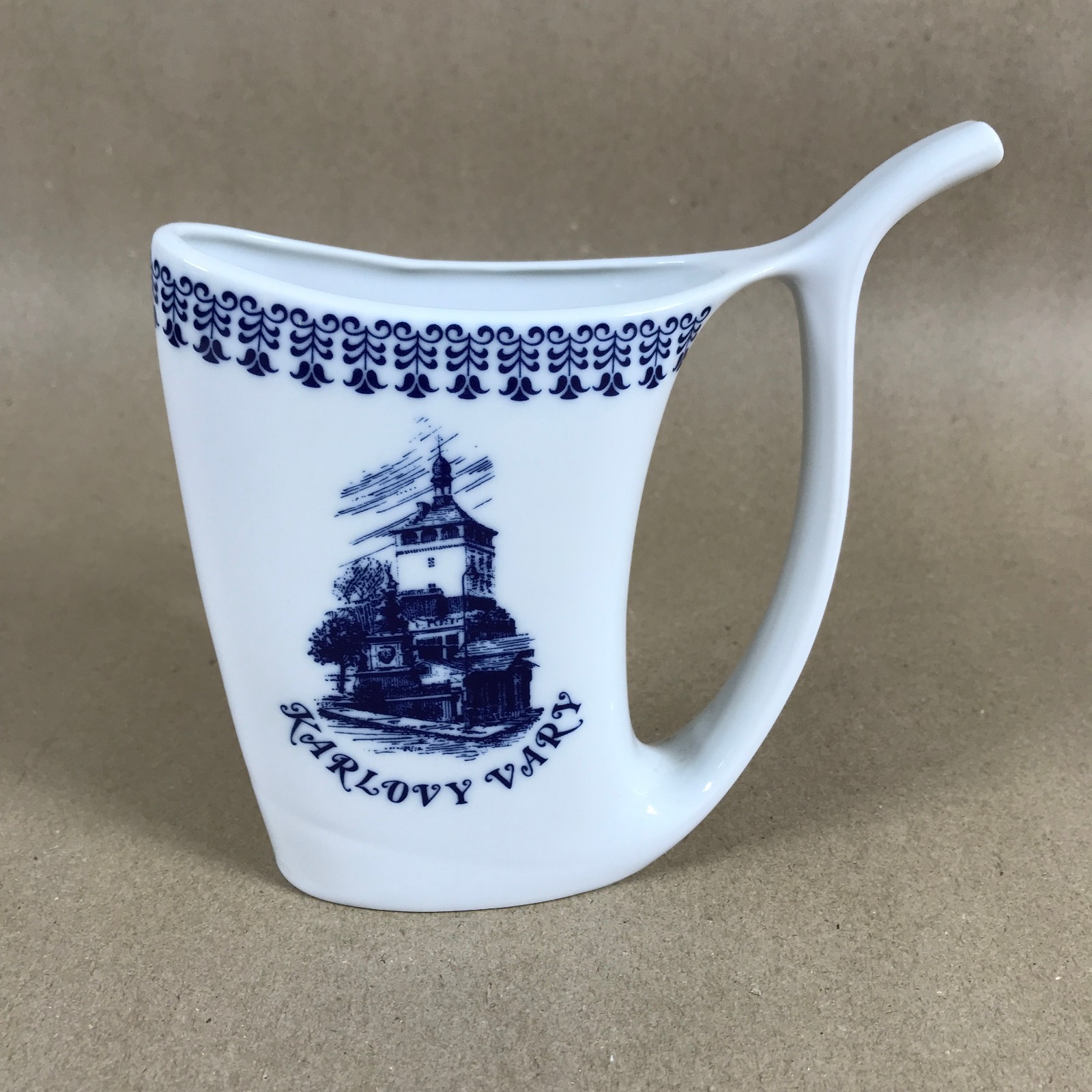 Karlovy Vary Carlsbad Czech Spa Thermal Spring Souvenir Sipping Cup with Spout