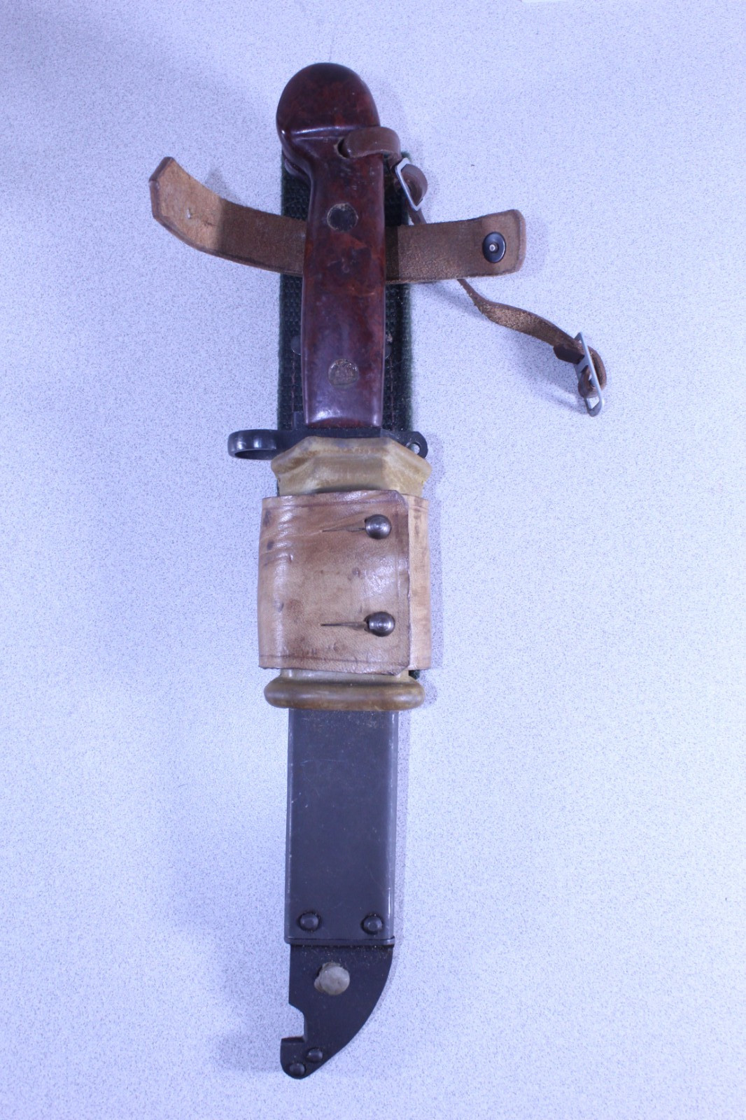 Cold war Era Old Romanian AK 47 Kalashnakov bayonnet fighting knife w/ scabbard