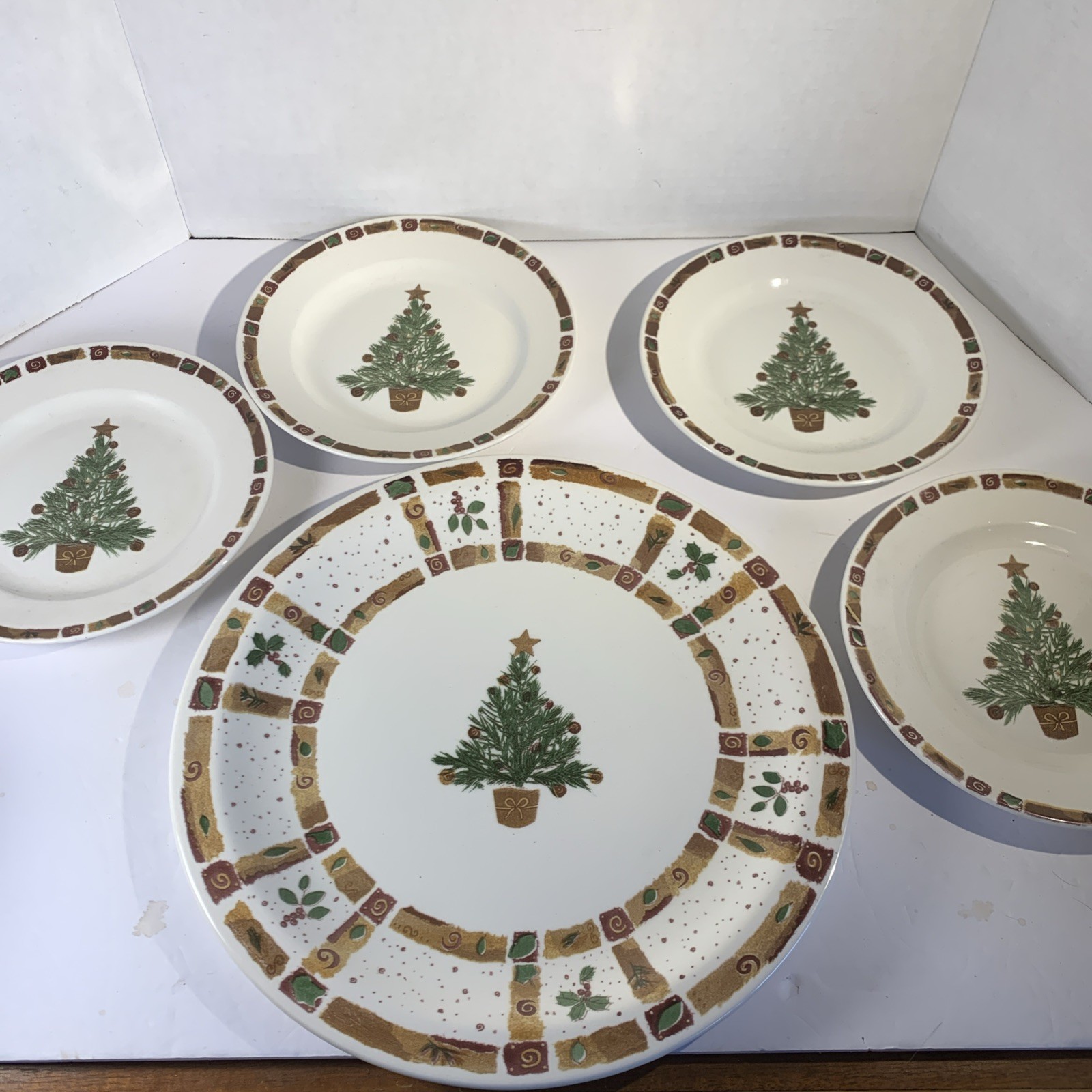Vtg 90s Pier 1 Natural Christmas Platter & 4 Side Plates Set Tree England 12.5”